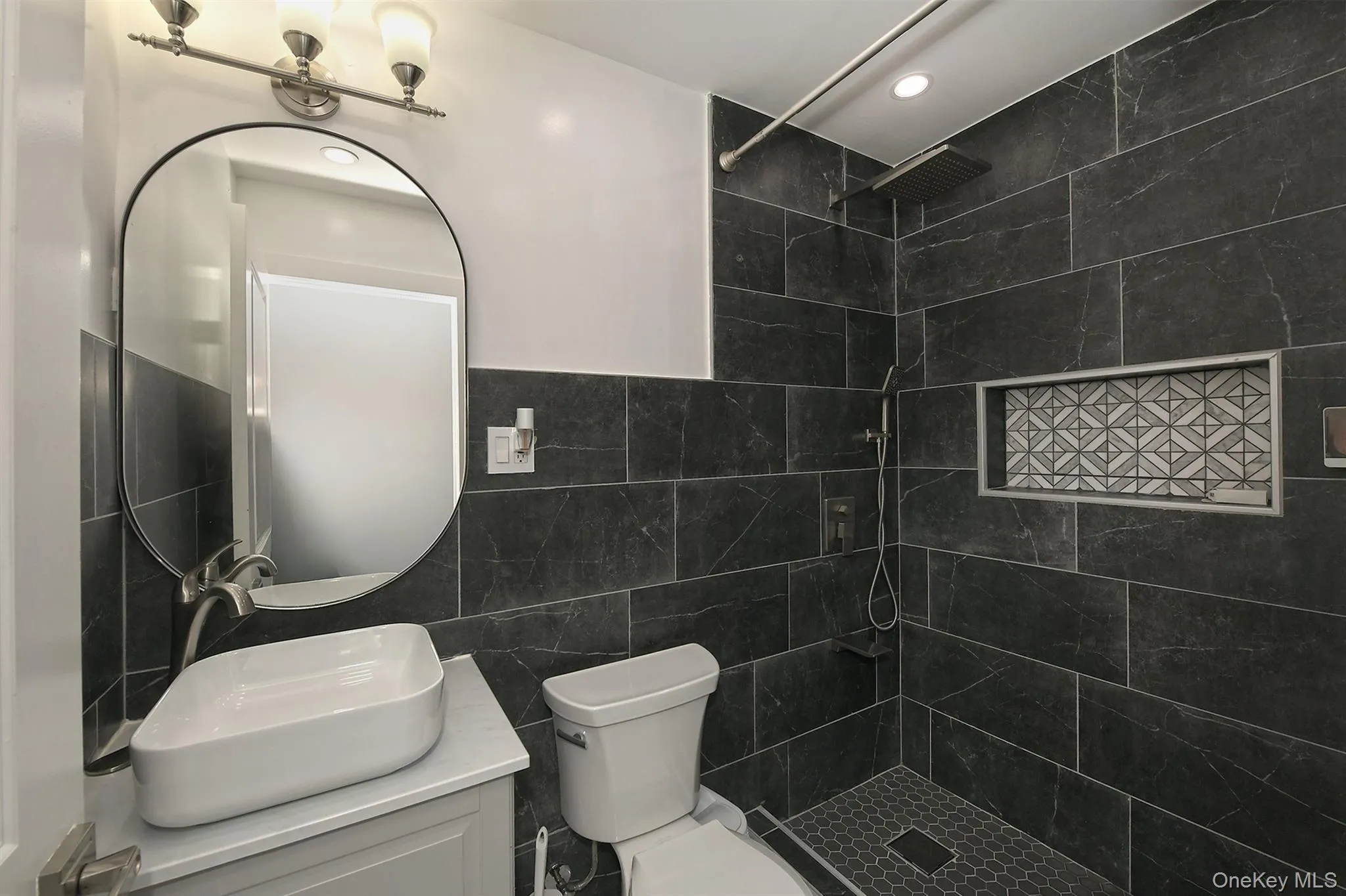 Bathroom 2 Bathroom 2