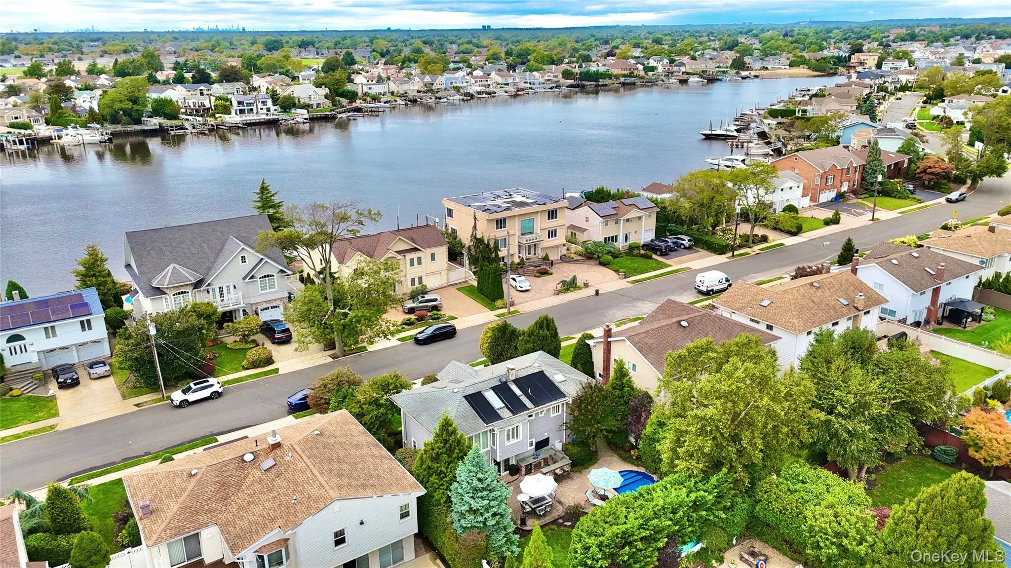 2817 Riverside Drive, Hempstead, NY, 3 Bedrooms Bedrooms, 7 Rooms Rooms,2 BathroomsBathrooms,Residential,For Rent,Riverside,0,1056556 2817 Riverside Drive, Hempstead, NY, 3 Bedrooms Bedrooms, 7 Rooms Rooms,2 BathroomsBathrooms,Residential,For Rent,Riverside,0,1056556