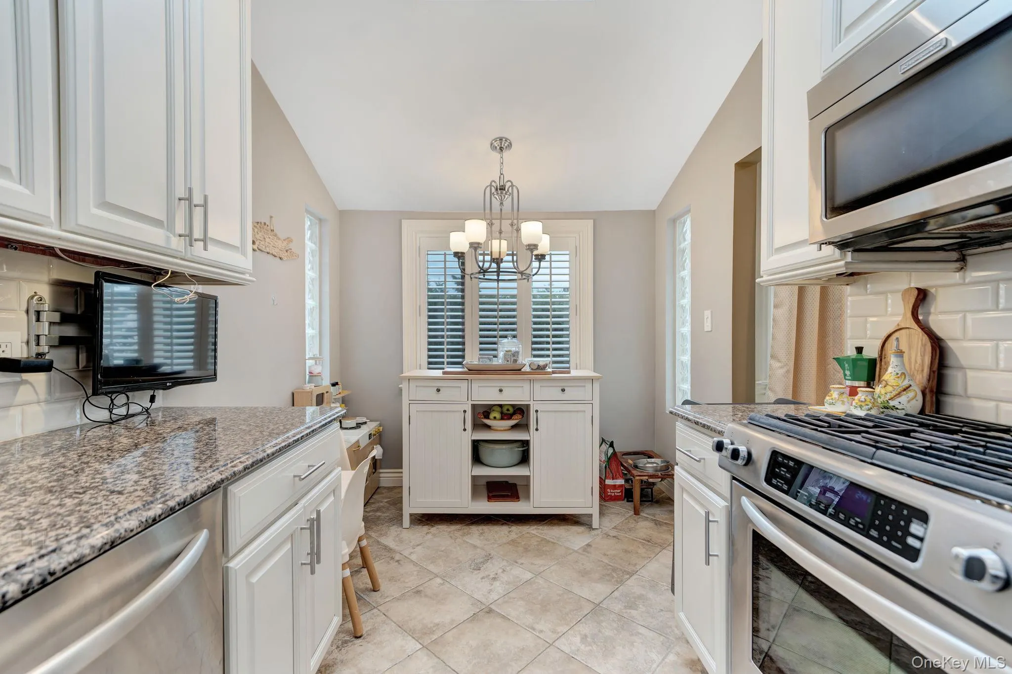 2817 Riverside Drive, Hempstead, NY, 3 Bedrooms Bedrooms, 7 Rooms Rooms,2 BathroomsBathrooms,Residential,For Rent,Riverside,0,1056556 2817 Riverside Drive, Hempstead, NY, 3 Bedrooms Bedrooms, 7 Rooms Rooms,2 BathroomsBathrooms,Residential,For Rent,Riverside,0,1056556