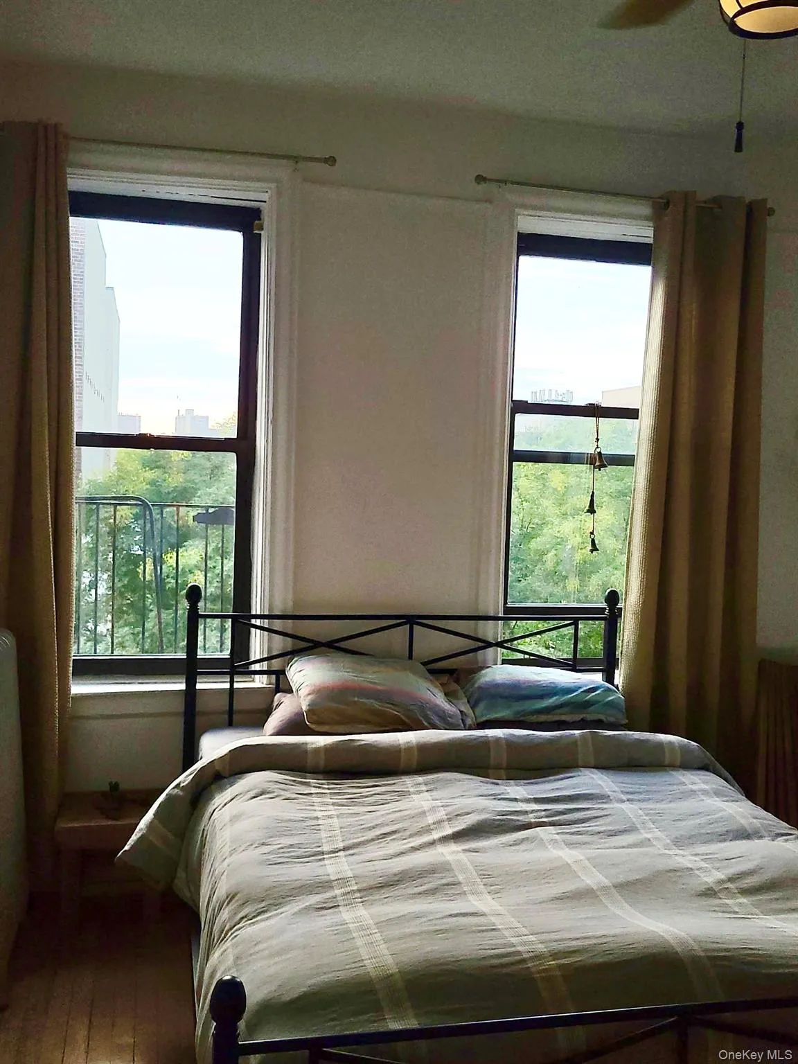 1974 Lafontaine Avenue, New York, NY, 1 Bedroom Bedrooms, 4 Rooms Rooms,1 BathroomBathrooms,Residential,For Rent,Lafontaine,0,1056559 1974 Lafontaine Avenue, New York, NY, 1 Bedroom Bedrooms, 4 Rooms Rooms,1 BathroomBathrooms,Residential,For Rent,Lafontaine,0,1056559