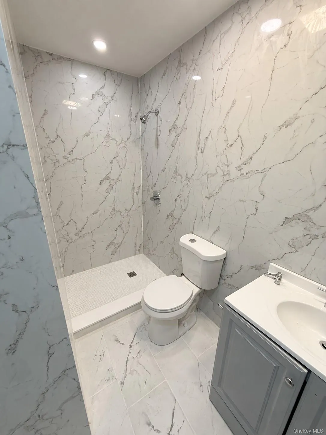 9229 55th Avenue, New York, NY, 3 Bedrooms Bedrooms, 7 Rooms Rooms,2 BathroomsBathrooms,Residential Lease,For Rent,55th,0,1056572 9229 55th Avenue, New York, NY, 3 Bedrooms Bedrooms, 7 Rooms Rooms,2 BathroomsBathrooms,Residential Lease,For Rent,55th,0,1056572