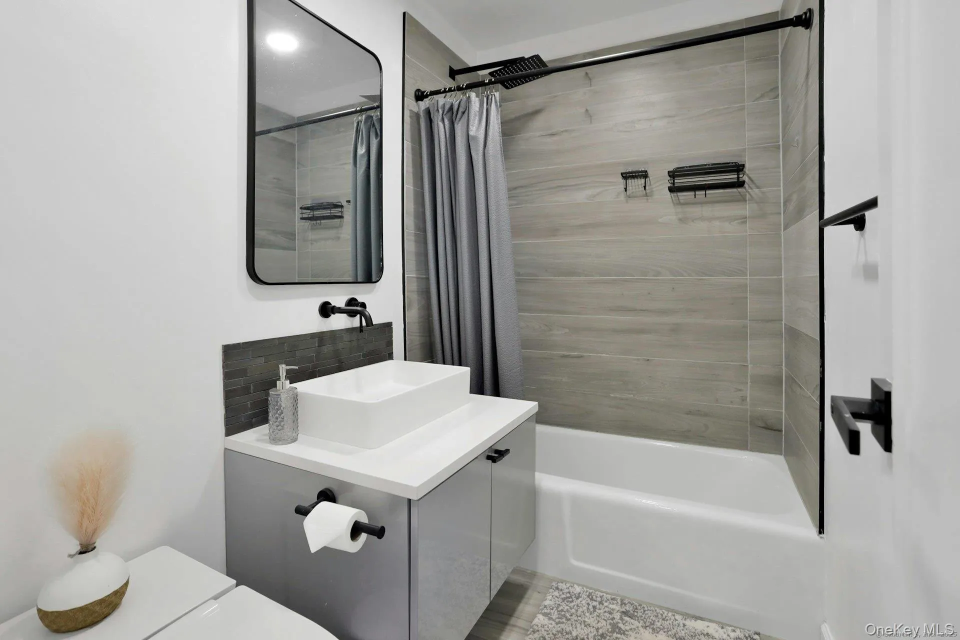 44 Strawberry Hill Avenue, Stamford, CT, 2 Bedroom Bedrooms, 4 Room Rooms,2 BathroomBathrooms,Residential Lease,For Rent,Strawberry Hill,0,1056574 44 Strawberry Hill Avenue, Stamford, CT, 2 Bedroom Bedrooms, 4 Room Rooms,2 BathroomBathrooms,Residential Lease,For Rent,Strawberry Hill,0,1056574