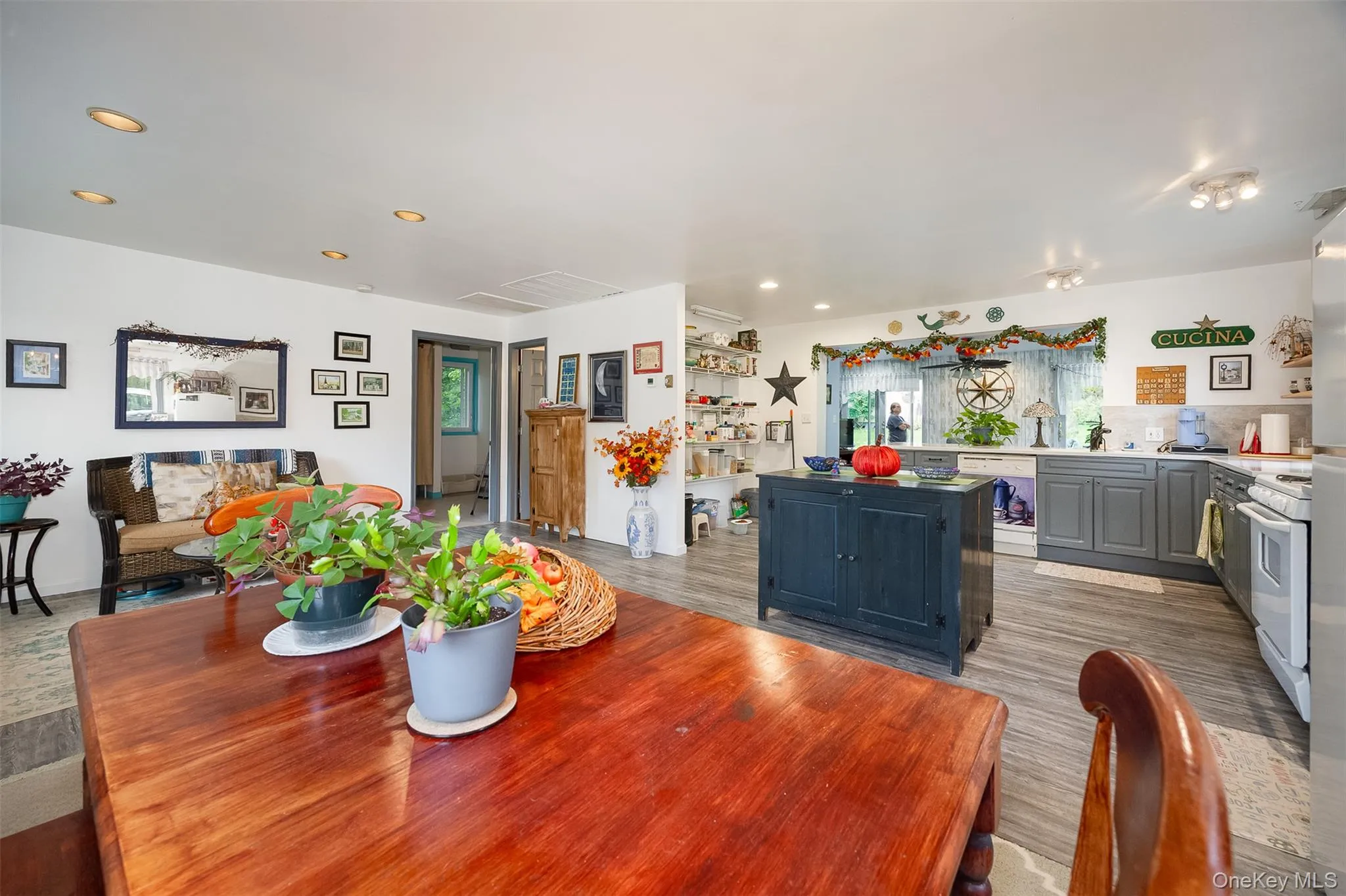 32 Fairview Road, Beacon, NY, 2 Bedrooms Bedrooms, 6 Rooms Rooms,1 BathroomBathrooms,Residential,For Rent,Fairview,0,1056576 32 Fairview Road, Beacon, NY, 2 Bedrooms Bedrooms, 6 Rooms Rooms,1 BathroomBathrooms,Residential,For Rent,Fairview,0,1056576