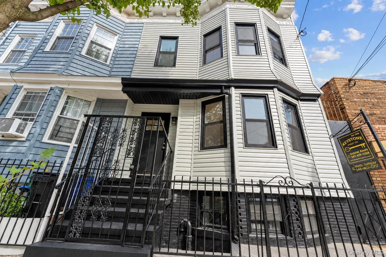147 Essex Street, New York, NY, 3 Bedrooms Bedrooms, 12 Rooms Rooms,3 BathroomsBathrooms,Residential,For Rent,Essex,0,1056577 147 Essex Street, New York, NY, 3 Bedrooms Bedrooms, 12 Rooms Rooms,3 BathroomsBathrooms,Residential,For Rent,Essex,0,1056577