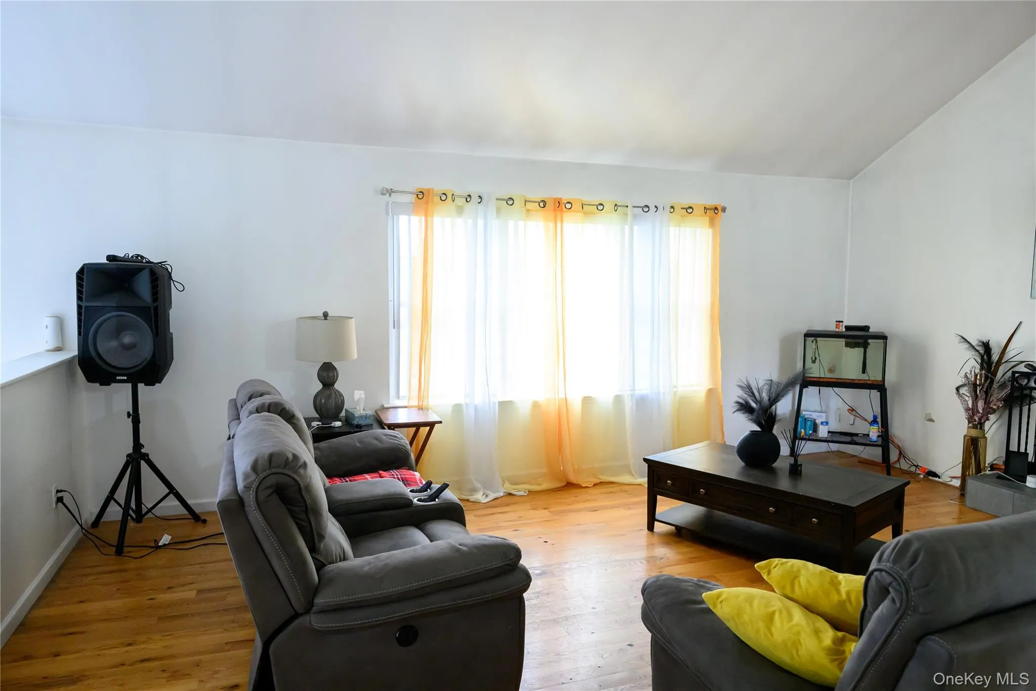 Hard wood floors, cathedral ceilings and double windows Hard wood floors, cathedral ceilings and double windows