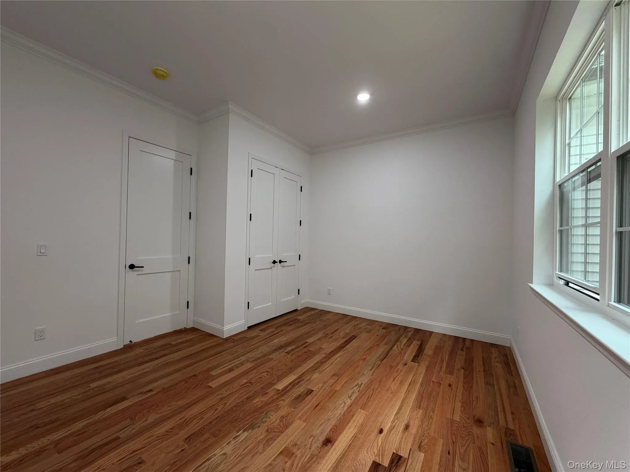 83 Milmay Avenue, Smithtown, NY, 2 Bedroom Bedrooms, 4 Room Rooms,1 BathroomBathrooms,Residential Lease,For Rent,Milmay,0,1056586 83 Milmay Avenue, Smithtown, NY, 2 Bedroom Bedrooms, 4 Room Rooms,1 BathroomBathrooms,Residential Lease,For Rent,Milmay,0,1056586