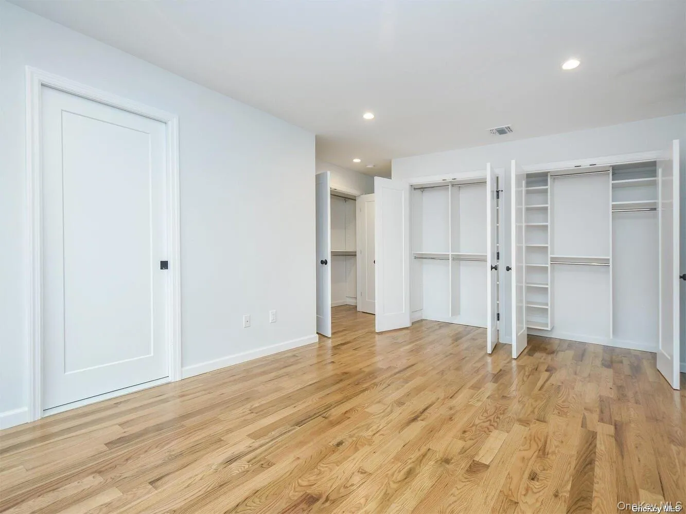 33 Marwood, North Hempstead, NY, 4 Bedrooms Bedrooms, 7 Rooms Rooms,2 BathroomsBathrooms,Residential Lease,For Rent,Marwood,0,1056590 33 Marwood, North Hempstead, NY, 4 Bedrooms Bedrooms, 7 Rooms Rooms,2 BathroomsBathrooms,Residential Lease,For Rent,Marwood,0,1056590