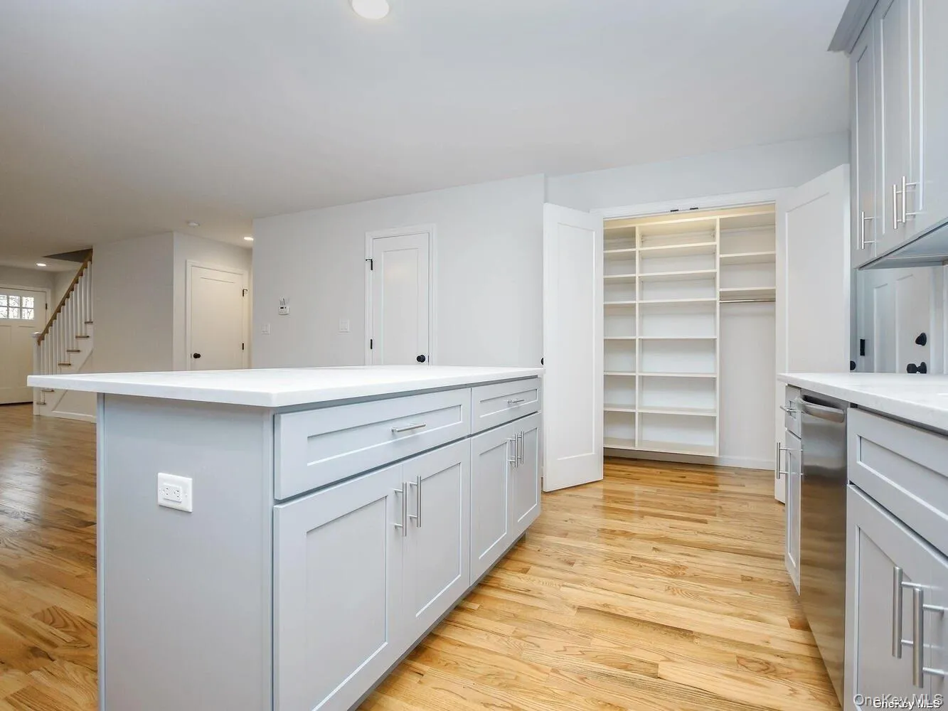 33 Marwood, North Hempstead, NY, 4 Bedrooms Bedrooms, 7 Rooms Rooms,2 BathroomsBathrooms,Residential Lease,For Rent,Marwood,0,1056590 33 Marwood, North Hempstead, NY, 4 Bedrooms Bedrooms, 7 Rooms Rooms,2 BathroomsBathrooms,Residential Lease,For Rent,Marwood,0,1056590