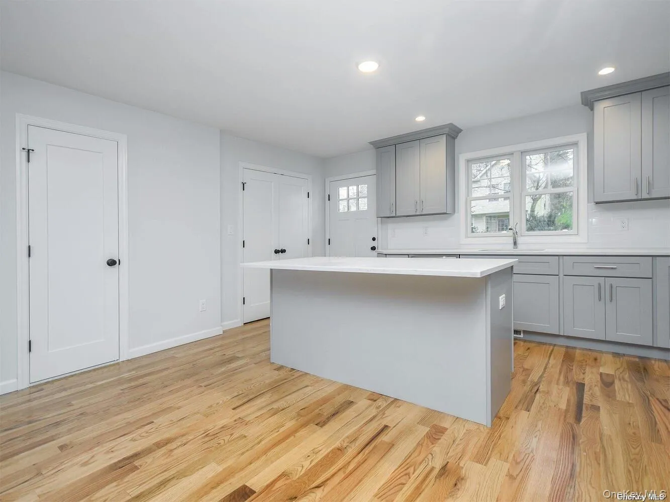 33 Marwood, North Hempstead, NY, 4 Bedrooms Bedrooms, 7 Rooms Rooms,2 BathroomsBathrooms,Residential Lease,For Rent,Marwood,0,1056590 33 Marwood, North Hempstead, NY, 4 Bedrooms Bedrooms, 7 Rooms Rooms,2 BathroomsBathrooms,Residential Lease,For Rent,Marwood,0,1056590