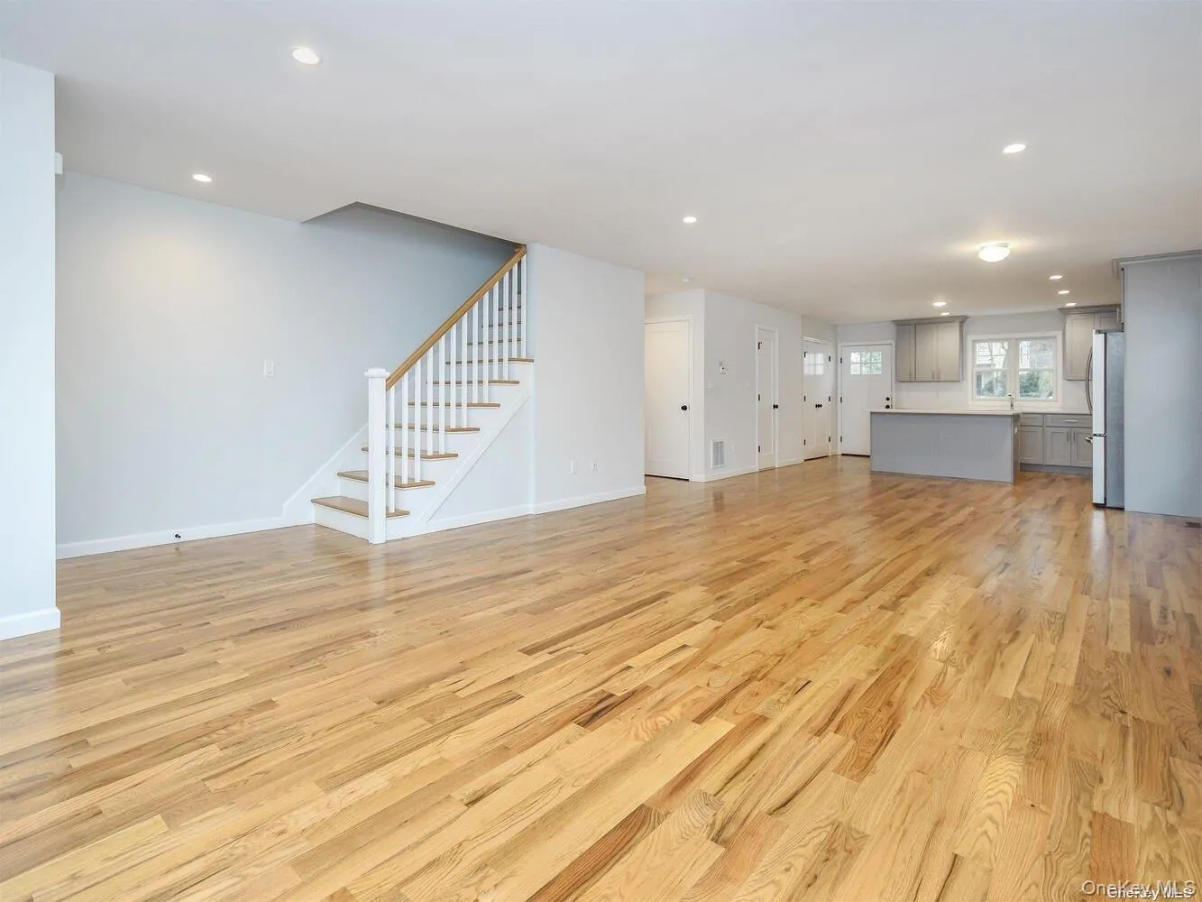 33 Marwood, North Hempstead, NY, 4 Bedrooms Bedrooms, 7 Rooms Rooms,2 BathroomsBathrooms,Residential Lease,For Rent,Marwood,0,1056590 33 Marwood, North Hempstead, NY, 4 Bedrooms Bedrooms, 7 Rooms Rooms,2 BathroomsBathrooms,Residential Lease,For Rent,Marwood,0,1056590