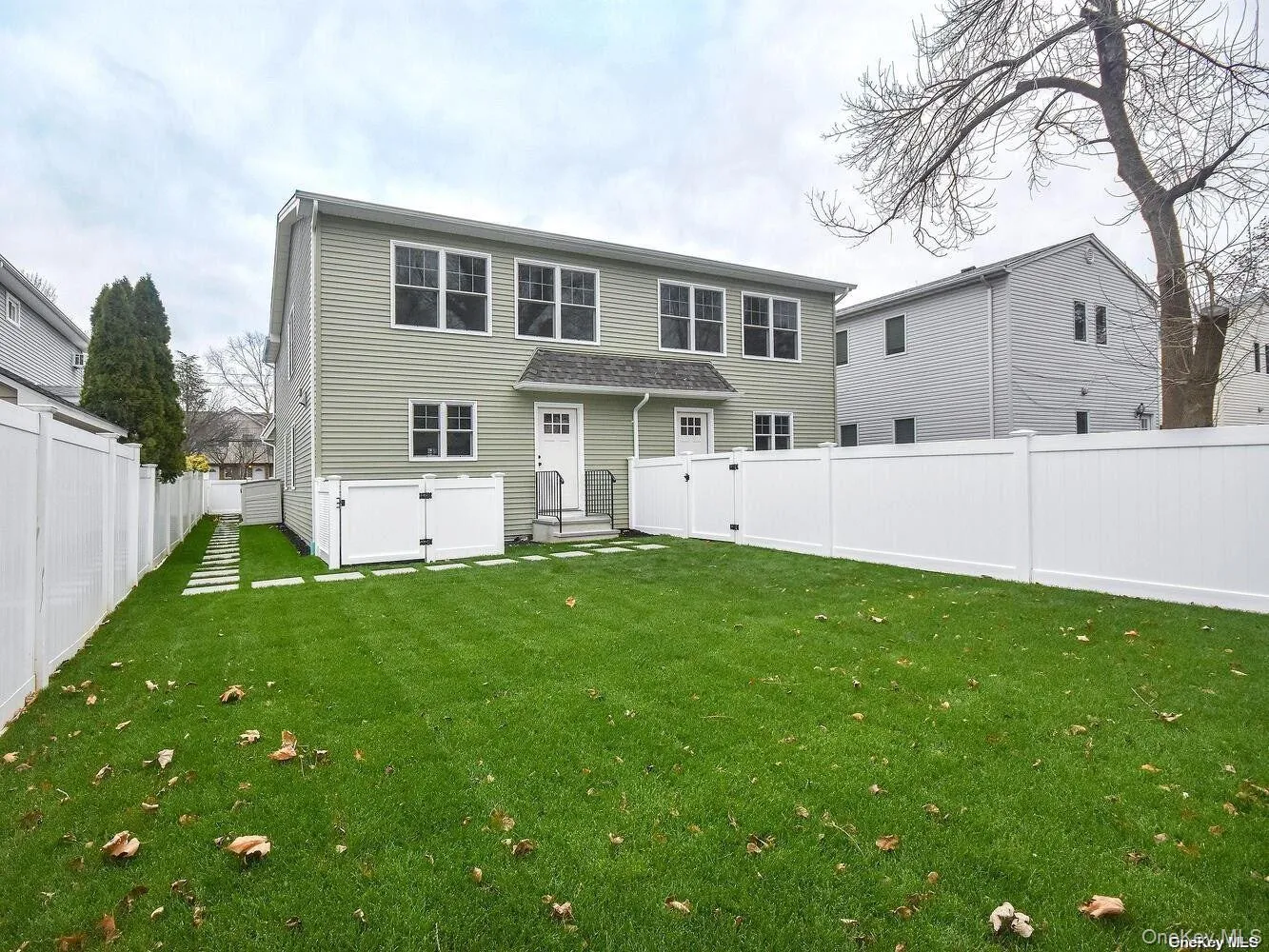 33 Marwood, North Hempstead, NY, 4 Bedrooms Bedrooms, 7 Rooms Rooms,2 BathroomsBathrooms,Residential Lease,For Rent,Marwood,0,1056590 33 Marwood, North Hempstead, NY, 4 Bedrooms Bedrooms, 7 Rooms Rooms,2 BathroomsBathrooms,Residential Lease,For Rent,Marwood,0,1056590