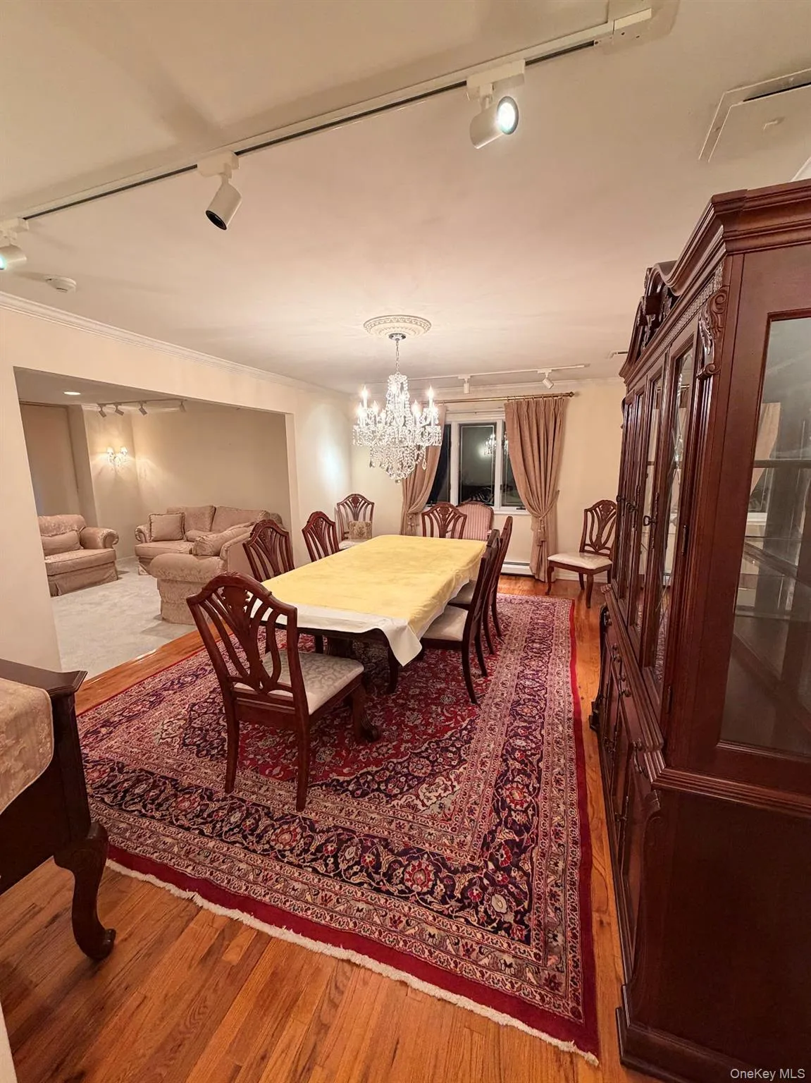 1 Somner Drive, Huntington, NY, 5 Bedrooms Bedrooms, 10 Rooms Rooms,3 BathroomsBathrooms,Residential Lease,For Rent,Somner,0,1056592 1 Somner Drive, Huntington, NY, 5 Bedrooms Bedrooms, 10 Rooms Rooms,3 BathroomsBathrooms,Residential Lease,For Rent,Somner,0,1056592