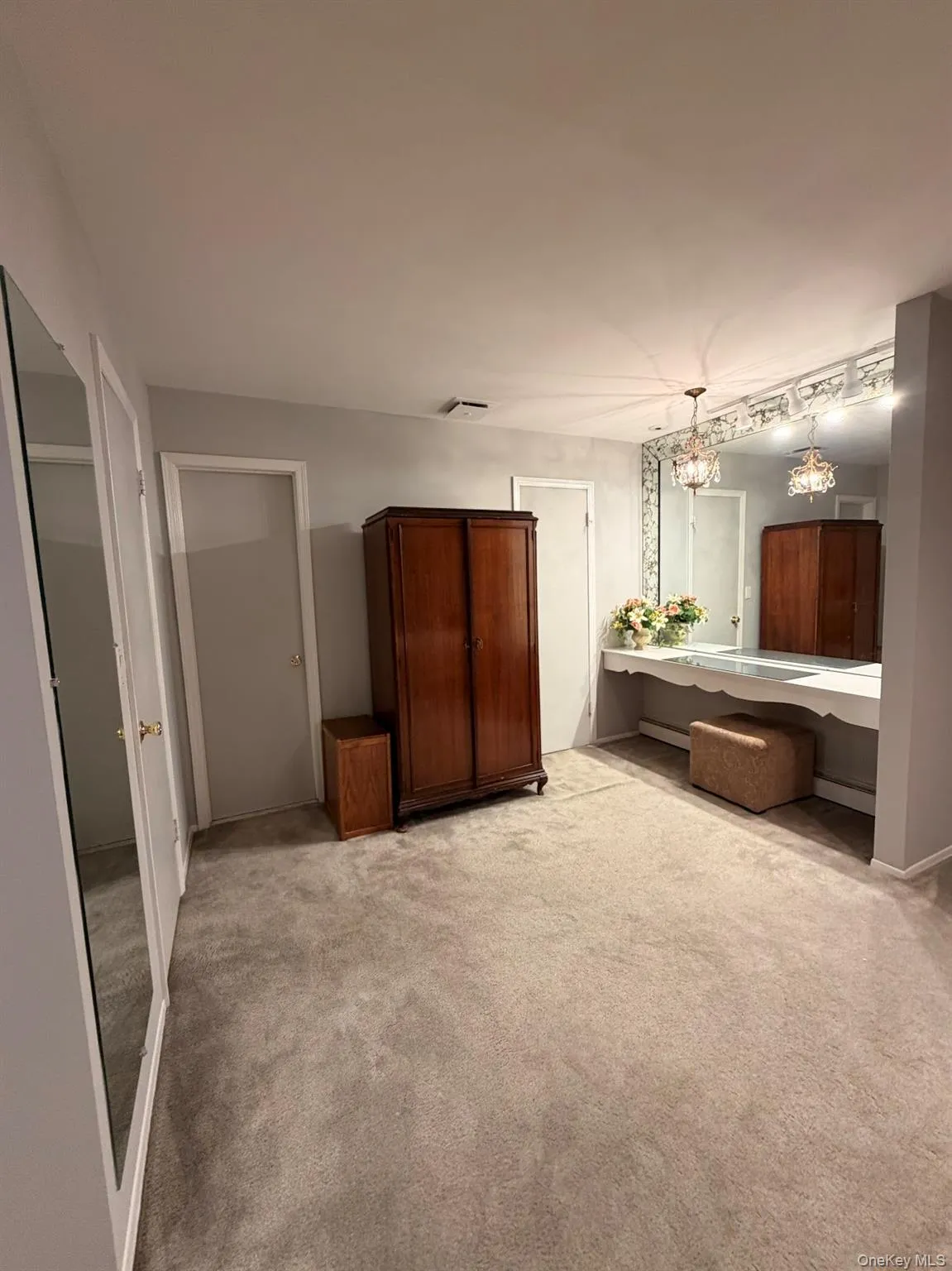 1 Somner Drive, Huntington, NY, 5 Bedrooms Bedrooms, 10 Rooms Rooms,3 BathroomsBathrooms,Residential Lease,For Rent,Somner,0,1056592 1 Somner Drive, Huntington, NY, 5 Bedrooms Bedrooms, 10 Rooms Rooms,3 BathroomsBathrooms,Residential Lease,For Rent,Somner,0,1056592
