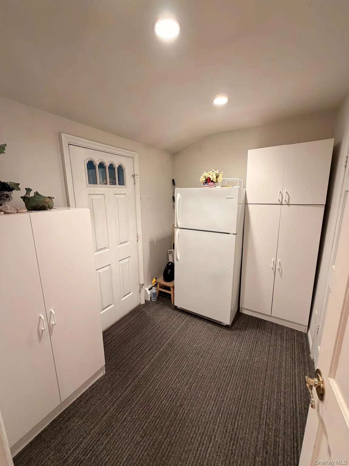 1 Somner Drive, Huntington, NY, 5 Bedrooms Bedrooms, 10 Rooms Rooms,3 BathroomsBathrooms,Residential Lease,For Rent,Somner,0,1056592 1 Somner Drive, Huntington, NY, 5 Bedrooms Bedrooms, 10 Rooms Rooms,3 BathroomsBathrooms,Residential Lease,For Rent,Somner,0,1056592