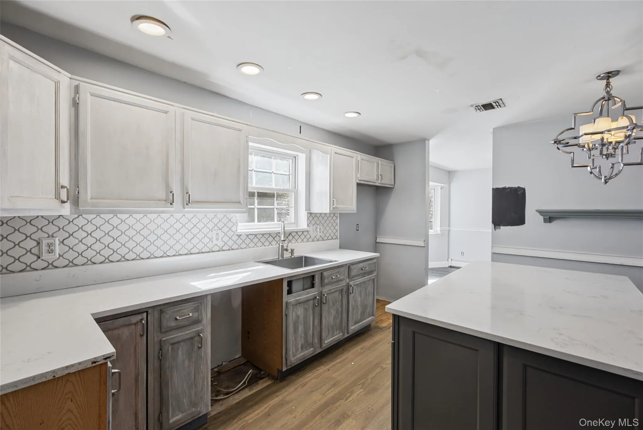 16 Jamaica Avenue, Brookhaven, NY, 4 Bedrooms Bedrooms, 8 Rooms Rooms,3 BathroomsBathrooms,Residential,For Rent,Jamaica,0,1056600 16 Jamaica Avenue, Brookhaven, NY, 4 Bedrooms Bedrooms, 8 Rooms Rooms,3 BathroomsBathrooms,Residential,For Rent,Jamaica,0,1056600