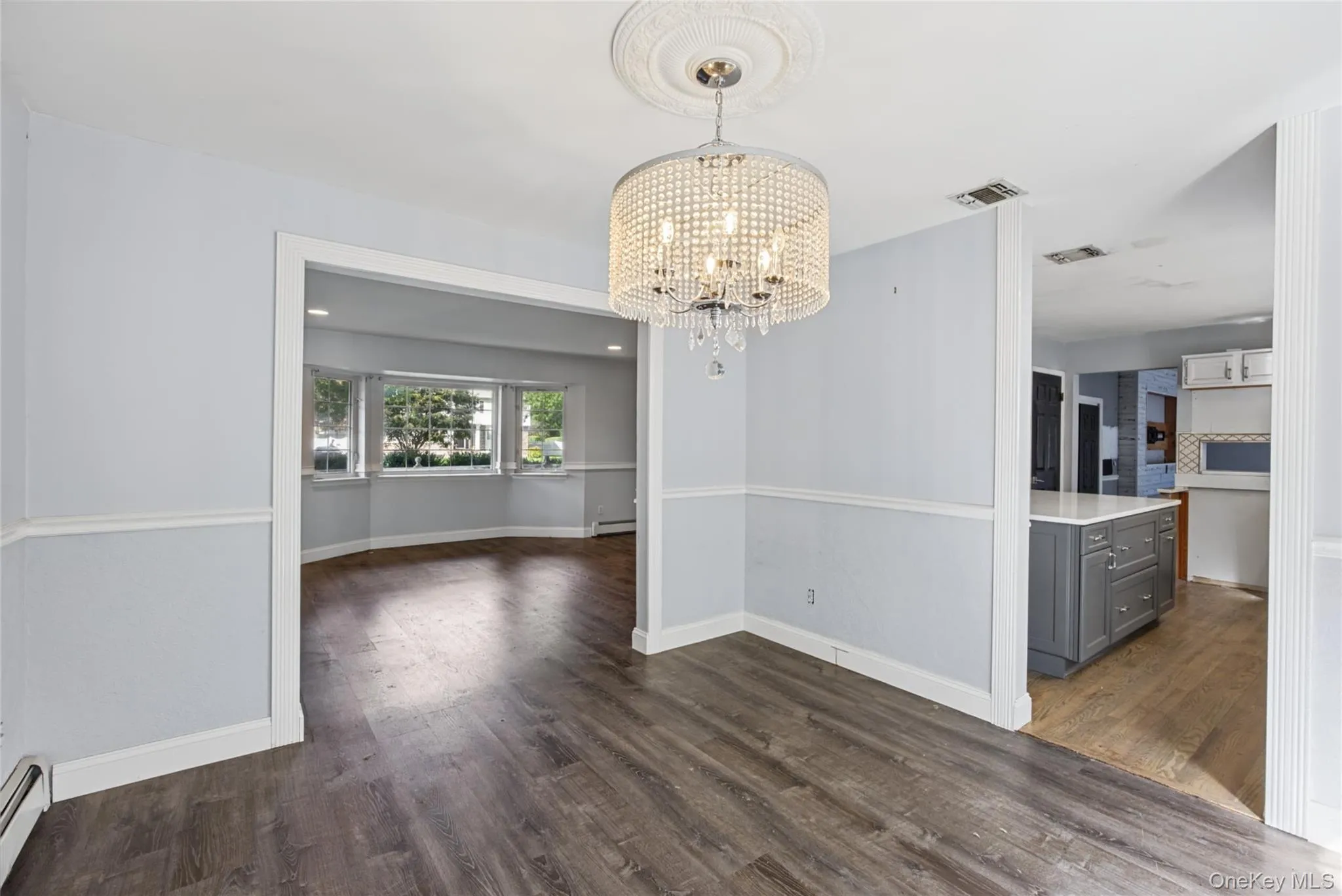 16 Jamaica Avenue, Brookhaven, NY, 4 Bedrooms Bedrooms, 8 Rooms Rooms,3 BathroomsBathrooms,Residential,For Rent,Jamaica,0,1056600 16 Jamaica Avenue, Brookhaven, NY, 4 Bedrooms Bedrooms, 8 Rooms Rooms,3 BathroomsBathrooms,Residential,For Rent,Jamaica,0,1056600