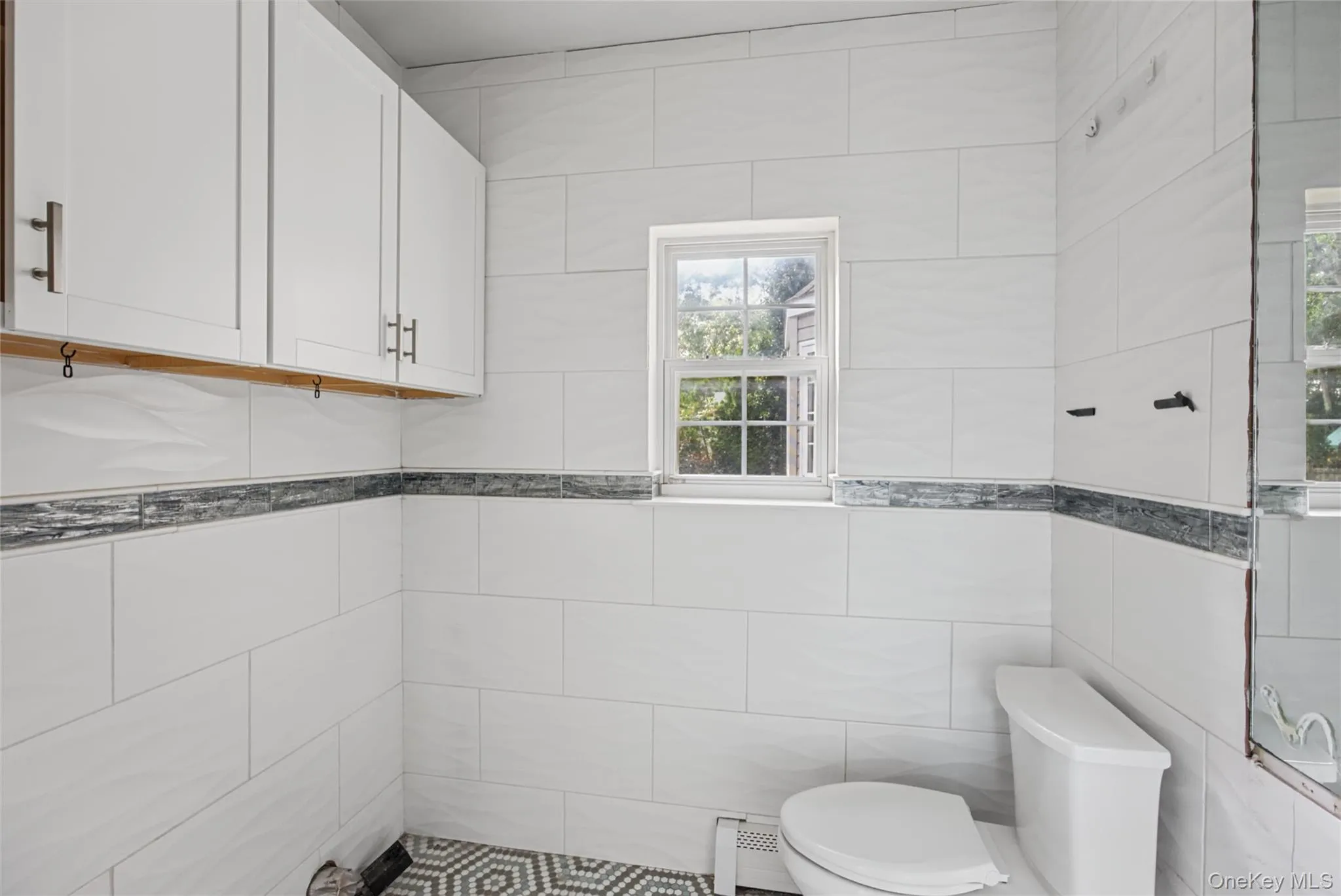 16 Jamaica Avenue, Brookhaven, NY, 4 Bedrooms Bedrooms, 8 Rooms Rooms,3 BathroomsBathrooms,Residential,For Rent,Jamaica,0,1056600 16 Jamaica Avenue, Brookhaven, NY, 4 Bedrooms Bedrooms, 8 Rooms Rooms,3 BathroomsBathrooms,Residential,For Rent,Jamaica,0,1056600