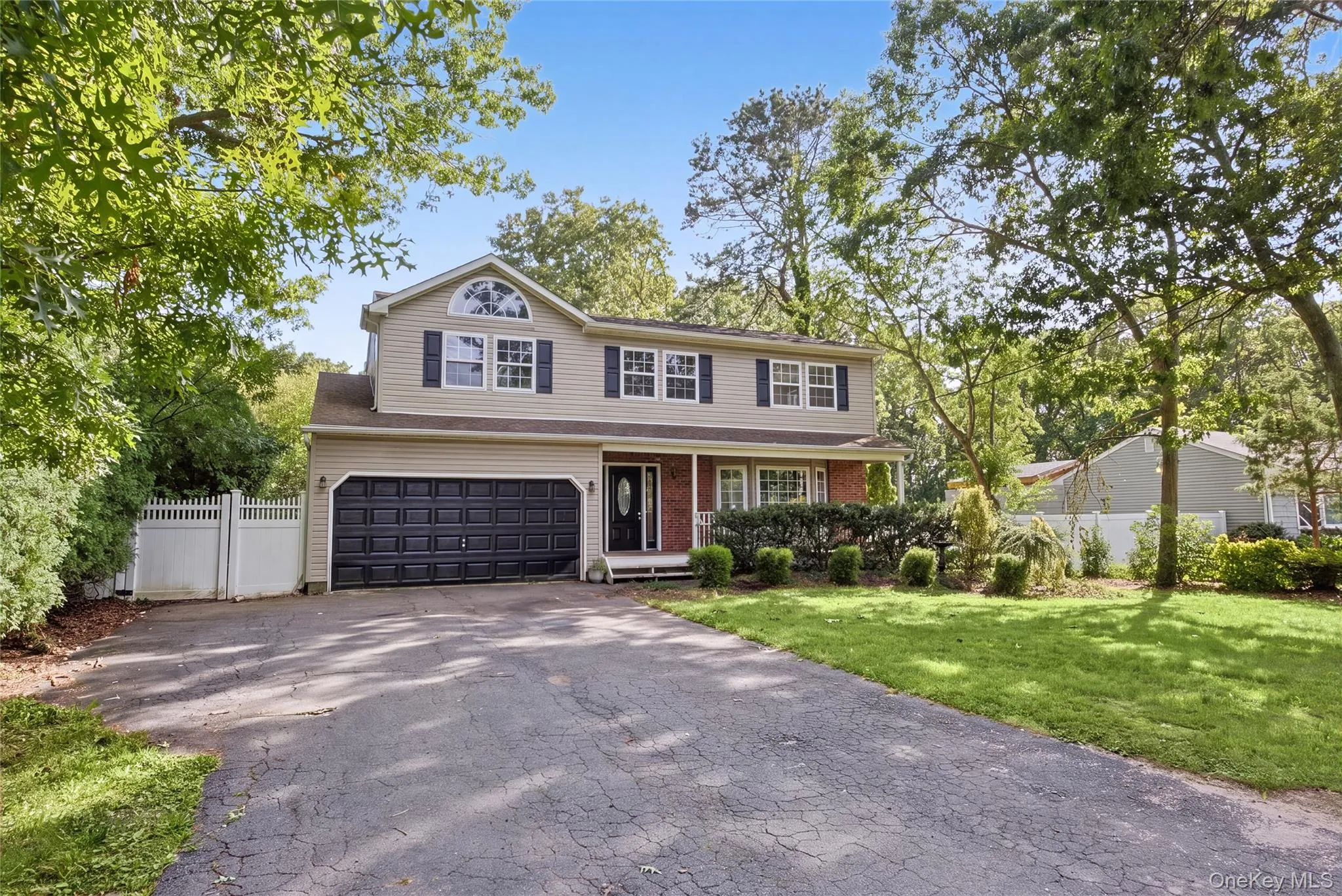 16 Jamaica Avenue, Brookhaven, NY, 4 Bedrooms Bedrooms, 8 Rooms Rooms,3 BathroomsBathrooms,Residential,For Rent,Jamaica,0,1056600 16 Jamaica Avenue, Brookhaven, NY, 4 Bedrooms Bedrooms, 8 Rooms Rooms,3 BathroomsBathrooms,Residential,For Rent,Jamaica,0,1056600