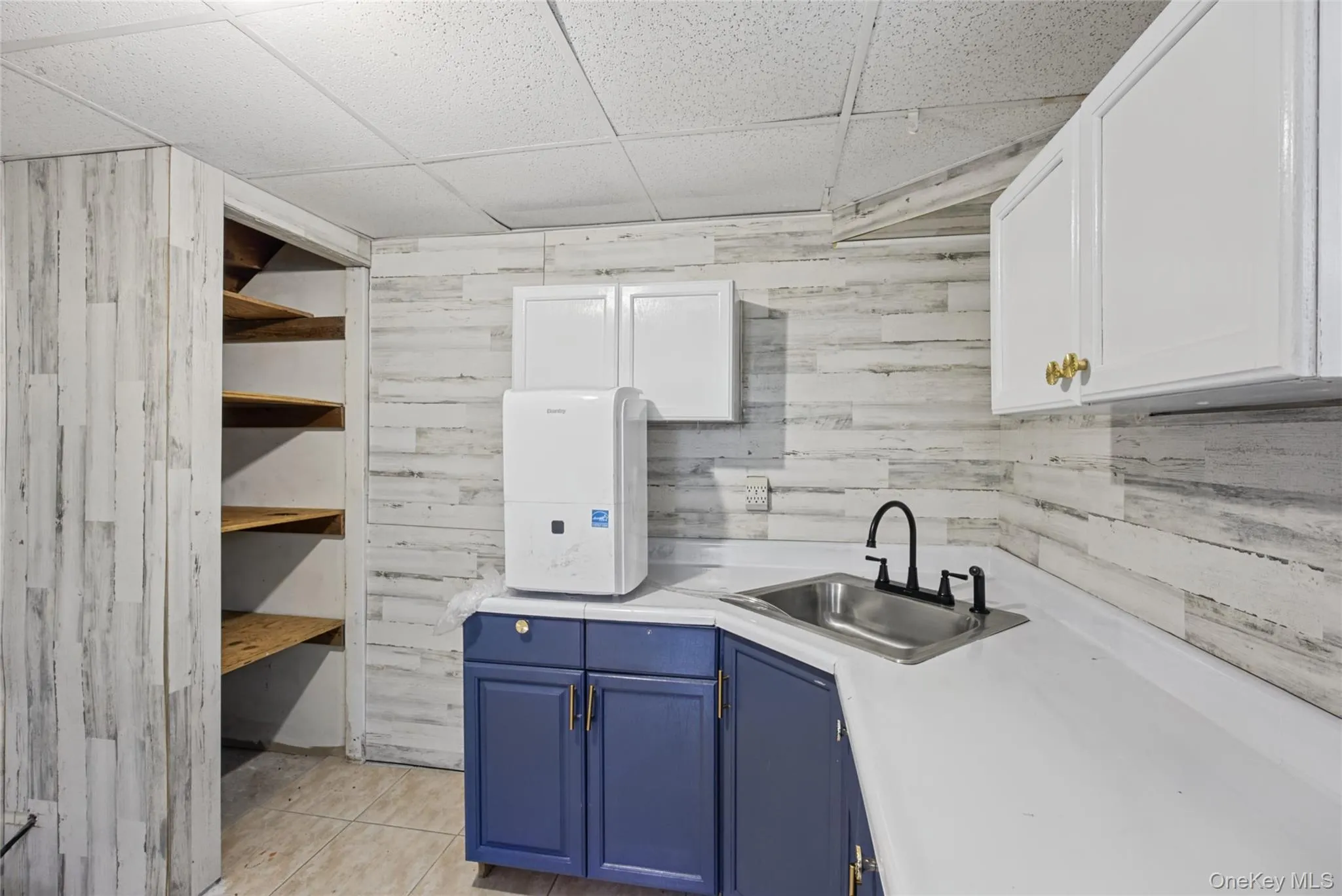 16 Jamaica Avenue, Brookhaven, NY, 4 Bedrooms Bedrooms, 8 Rooms Rooms,3 BathroomsBathrooms,Residential,For Rent,Jamaica,0,1056600 16 Jamaica Avenue, Brookhaven, NY, 4 Bedrooms Bedrooms, 8 Rooms Rooms,3 BathroomsBathrooms,Residential,For Rent,Jamaica,0,1056600
