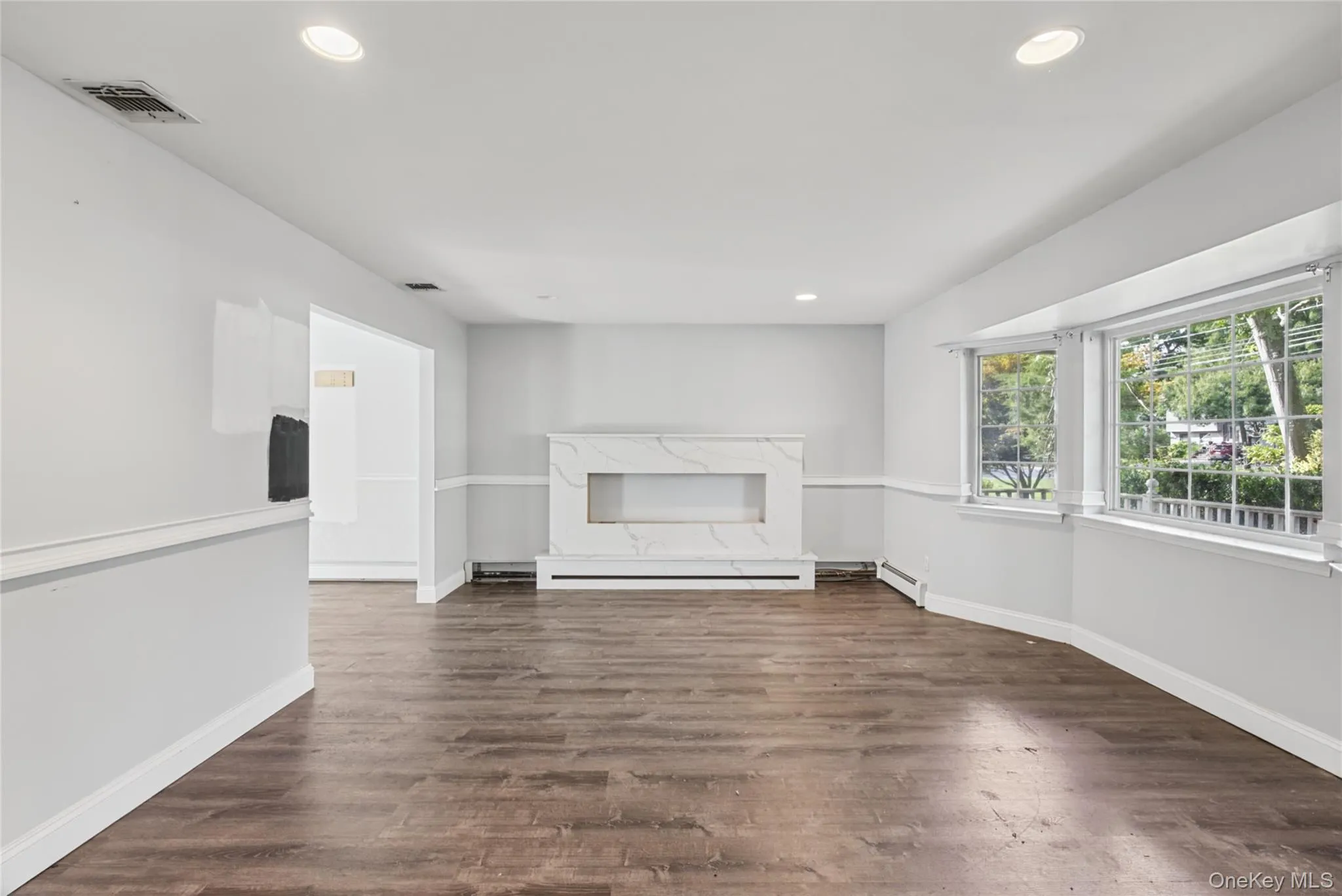 16 Jamaica Avenue, Brookhaven, NY, 4 Bedrooms Bedrooms, 8 Rooms Rooms,3 BathroomsBathrooms,Residential,For Rent,Jamaica,0,1056600 16 Jamaica Avenue, Brookhaven, NY, 4 Bedrooms Bedrooms, 8 Rooms Rooms,3 BathroomsBathrooms,Residential,For Rent,Jamaica,0,1056600