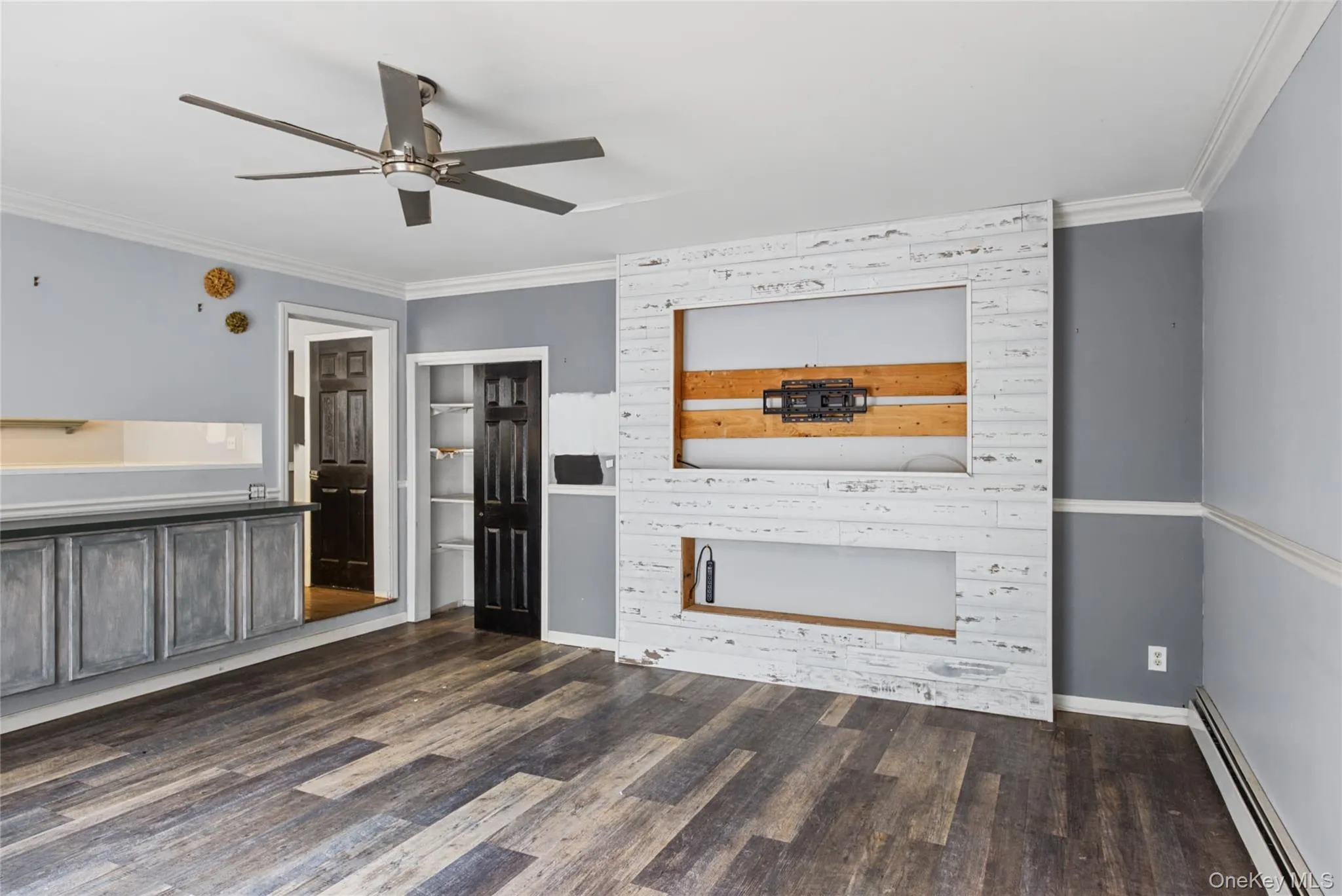 16 Jamaica Avenue, Brookhaven, NY, 4 Bedrooms Bedrooms, 8 Rooms Rooms,3 BathroomsBathrooms,Residential,For Rent,Jamaica,0,1056600 16 Jamaica Avenue, Brookhaven, NY, 4 Bedrooms Bedrooms, 8 Rooms Rooms,3 BathroomsBathrooms,Residential,For Rent,Jamaica,0,1056600