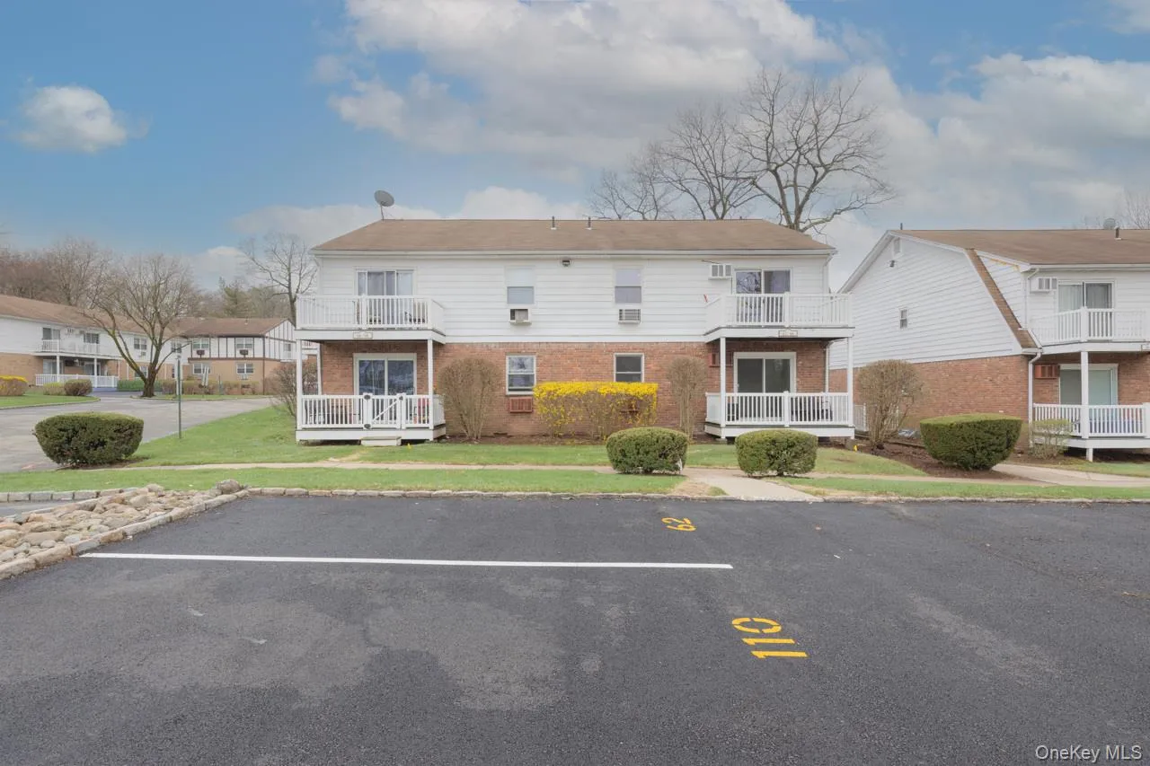 62 Parkside Drive, Ramapo, NY, 2 Bedrooms Bedrooms, 4 Rooms Rooms,1 BathroomBathrooms,Residential,For Rent,Parkside,0,1056602 62 Parkside Drive, Ramapo, NY, 2 Bedrooms Bedrooms, 4 Rooms Rooms,1 BathroomBathrooms,Residential,For Rent,Parkside,0,1056602