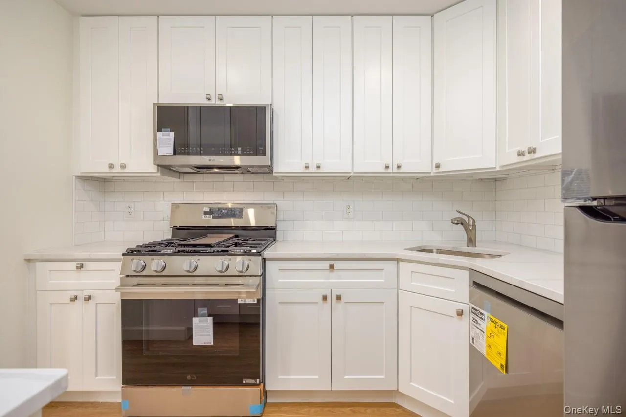 62 Parkside Drive, Ramapo, NY, 2 Bedrooms Bedrooms, 4 Rooms Rooms,1 BathroomBathrooms,Residential,For Rent,Parkside,0,1056602 62 Parkside Drive, Ramapo, NY, 2 Bedrooms Bedrooms, 4 Rooms Rooms,1 BathroomBathrooms,Residential,For Rent,Parkside,0,1056602