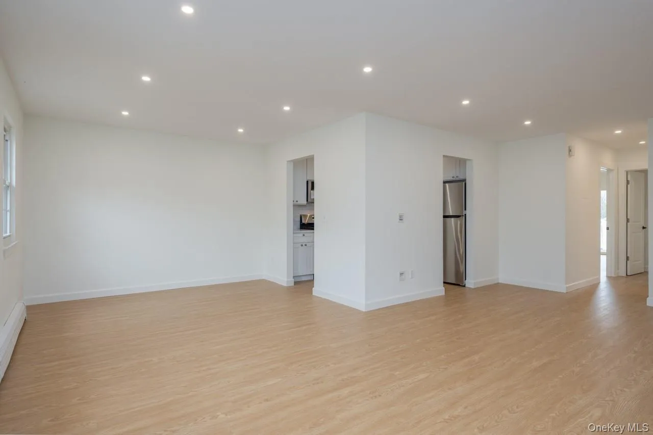 62 Parkside Drive, Ramapo, NY, 2 Bedrooms Bedrooms, 4 Rooms Rooms,1 BathroomBathrooms,Residential,For Rent,Parkside,0,1056602 62 Parkside Drive, Ramapo, NY, 2 Bedrooms Bedrooms, 4 Rooms Rooms,1 BathroomBathrooms,Residential,For Rent,Parkside,0,1056602