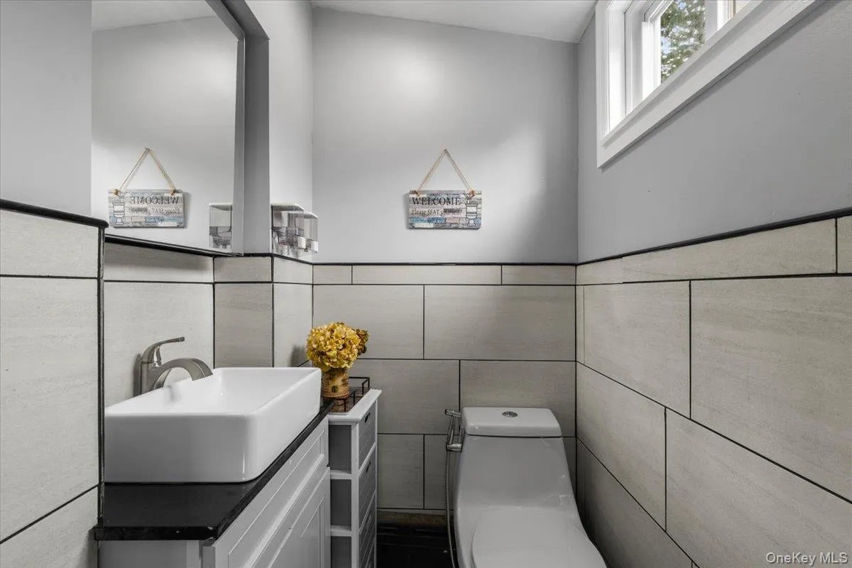 178 Winfred Avenue, Yonkers, NY, 3 Bedrooms Bedrooms, 6 Rooms Rooms,2 BathroomsBathrooms,Residential,For Rent,Winfred,0,1056616 178 Winfred Avenue, Yonkers, NY, 3 Bedrooms Bedrooms, 6 Rooms Rooms,2 BathroomsBathrooms,Residential,For Rent,Winfred,0,1056616