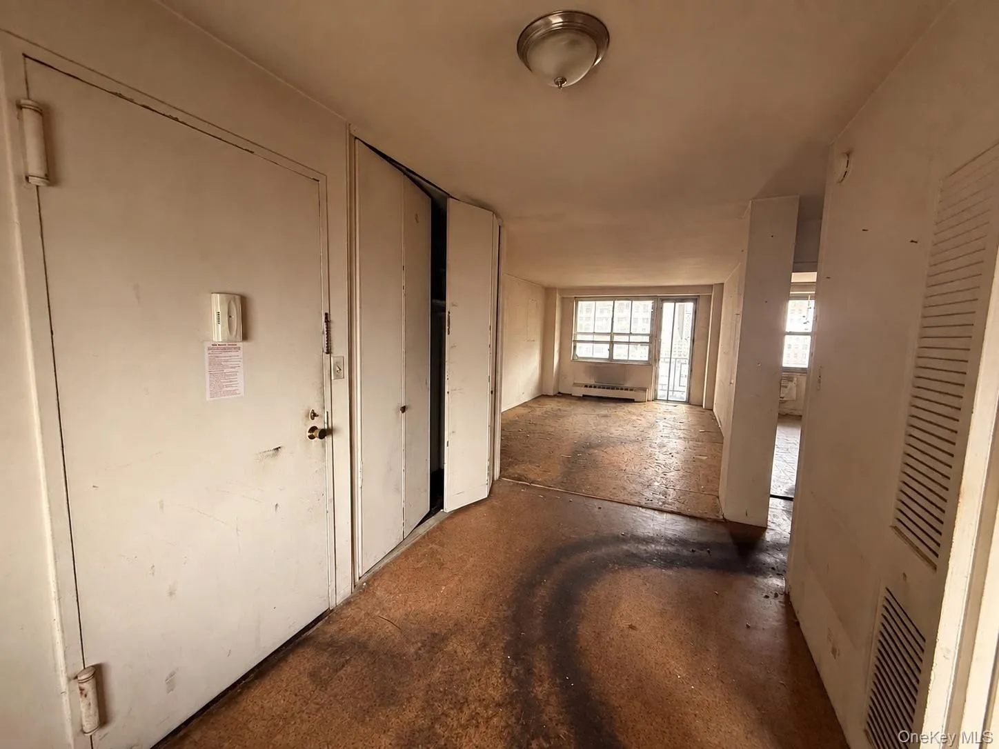 61-25 97th Street, New York, NY, 1 Bedroom Bedrooms, 3 Rooms Rooms,1 BathroomBathrooms,Residential,For Rent,97th,0,1056620 61-25 97th Street, New York, NY, 1 Bedroom Bedrooms, 3 Rooms Rooms,1 BathroomBathrooms,Residential,For Rent,97th,0,1056620