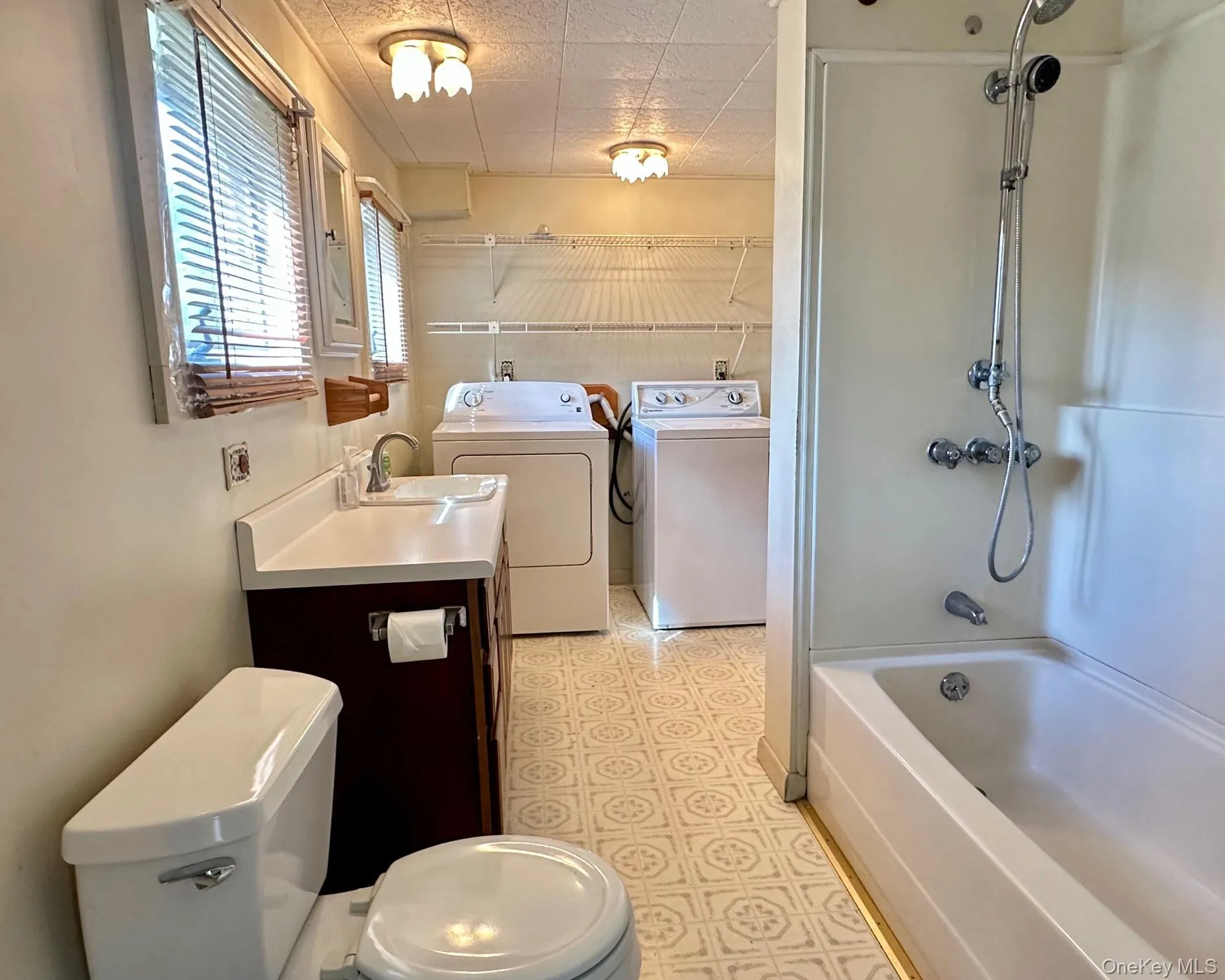 107 County Route 22, Minisink, NY, 3 Bedroom Bedrooms, 6 Room Rooms,1 BathroomBathrooms,Residential Lease,For Rent,County Route 22,0,1056625 107 County Route 22, Minisink, NY, 3 Bedroom Bedrooms, 6 Room Rooms,1 BathroomBathrooms,Residential Lease,For Rent,County Route 22,0,1056625