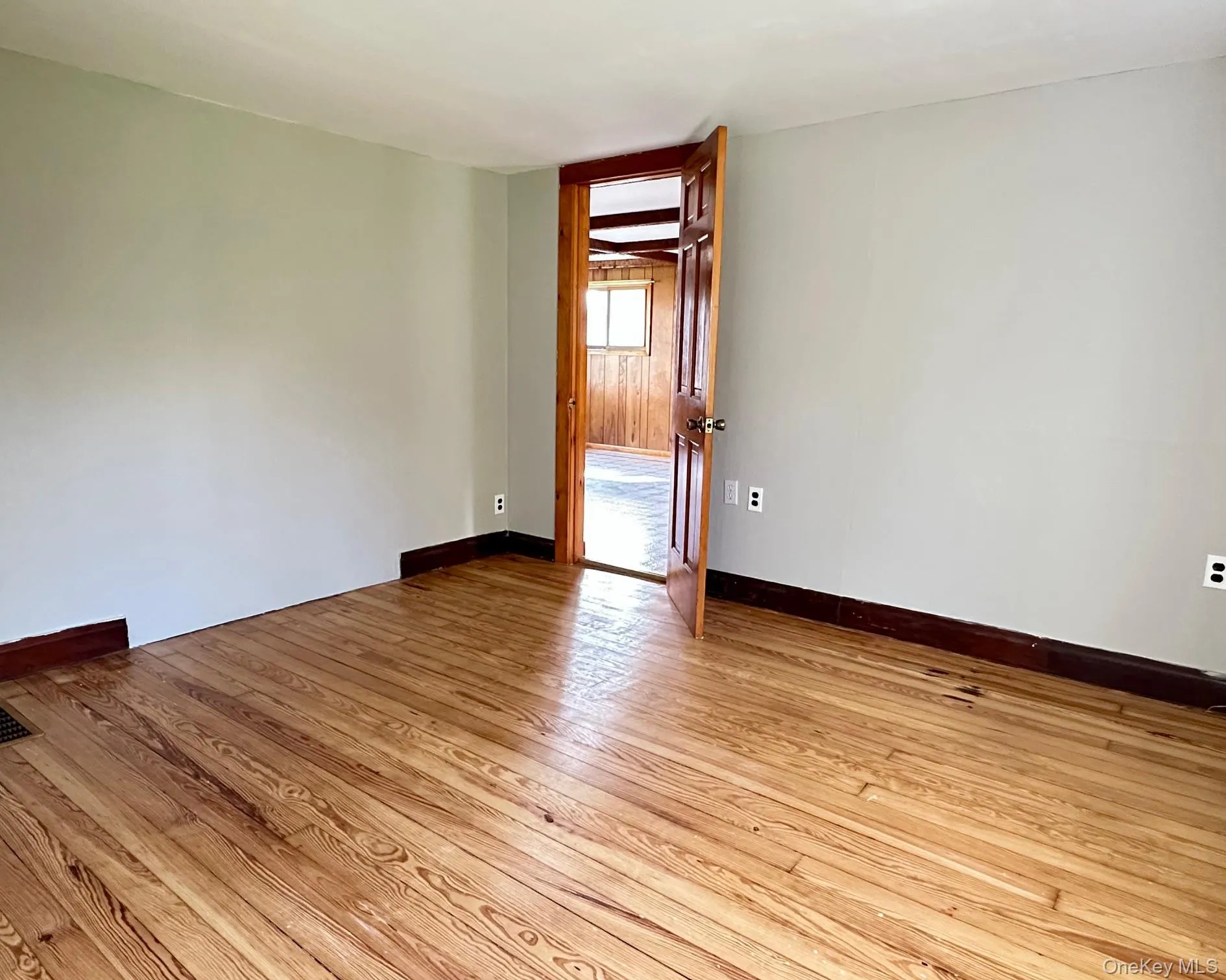107 County Route 22, Minisink, NY, 3 Bedroom Bedrooms, 6 Room Rooms,1 BathroomBathrooms,Residential Lease,For Rent,County Route 22,0,1056625 107 County Route 22, Minisink, NY, 3 Bedroom Bedrooms, 6 Room Rooms,1 BathroomBathrooms,Residential Lease,For Rent,County Route 22,0,1056625