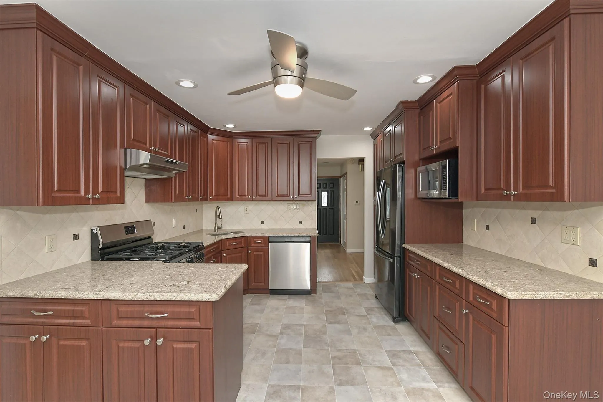 5 Robin Court, Oyster Bay, NY, 3 Bedrooms Bedrooms, 7 Rooms Rooms,2 BathroomsBathrooms,Residential,For Rent,Robin,0,1056635 5 Robin Court, Oyster Bay, NY, 3 Bedrooms Bedrooms, 7 Rooms Rooms,2 BathroomsBathrooms,Residential,For Rent,Robin,0,1056635