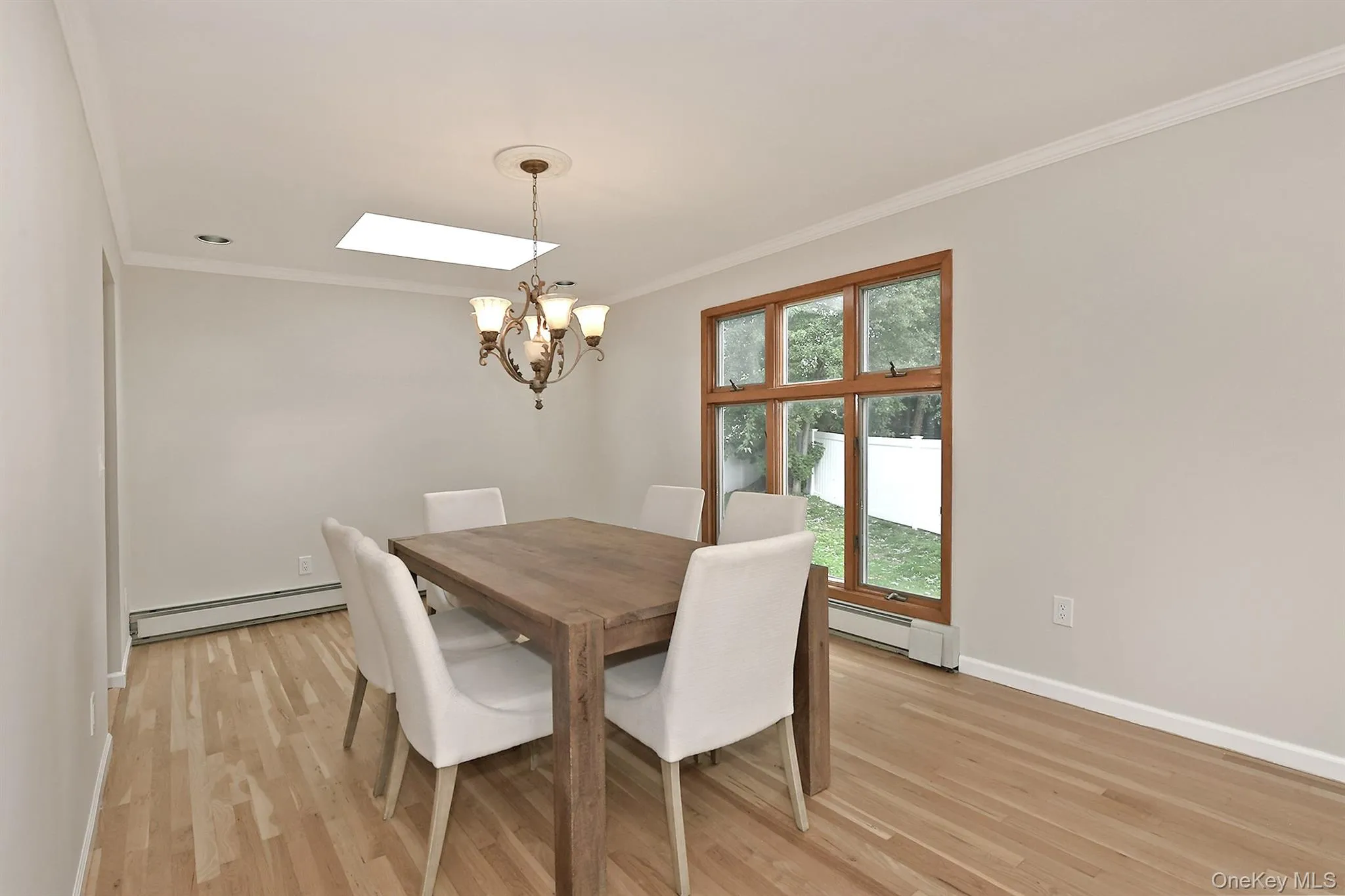 5 Robin Court, Oyster Bay, NY, 3 Bedrooms Bedrooms, 7 Rooms Rooms,2 BathroomsBathrooms,Residential,For Rent,Robin,0,1056635 5 Robin Court, Oyster Bay, NY, 3 Bedrooms Bedrooms, 7 Rooms Rooms,2 BathroomsBathrooms,Residential,For Rent,Robin,0,1056635