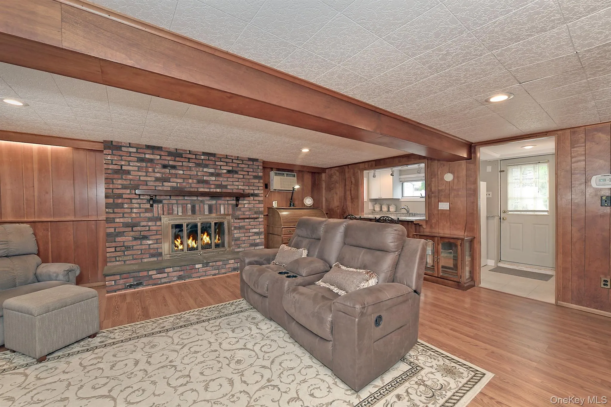5 Robin Court, Oyster Bay, NY, 3 Bedrooms Bedrooms, 7 Rooms Rooms,2 BathroomsBathrooms,Residential,For Rent,Robin,0,1056635 5 Robin Court, Oyster Bay, NY, 3 Bedrooms Bedrooms, 7 Rooms Rooms,2 BathroomsBathrooms,Residential,For Rent,Robin,0,1056635