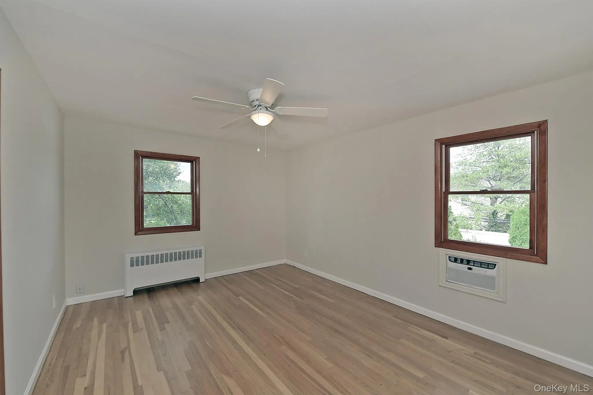 5 Robin Court, Oyster Bay, NY, 3 Bedrooms Bedrooms, 7 Rooms Rooms,2 BathroomsBathrooms,Residential,For Rent,Robin,0,1056635 5 Robin Court, Oyster Bay, NY, 3 Bedrooms Bedrooms, 7 Rooms Rooms,2 BathroomsBathrooms,Residential,For Rent,Robin,0,1056635