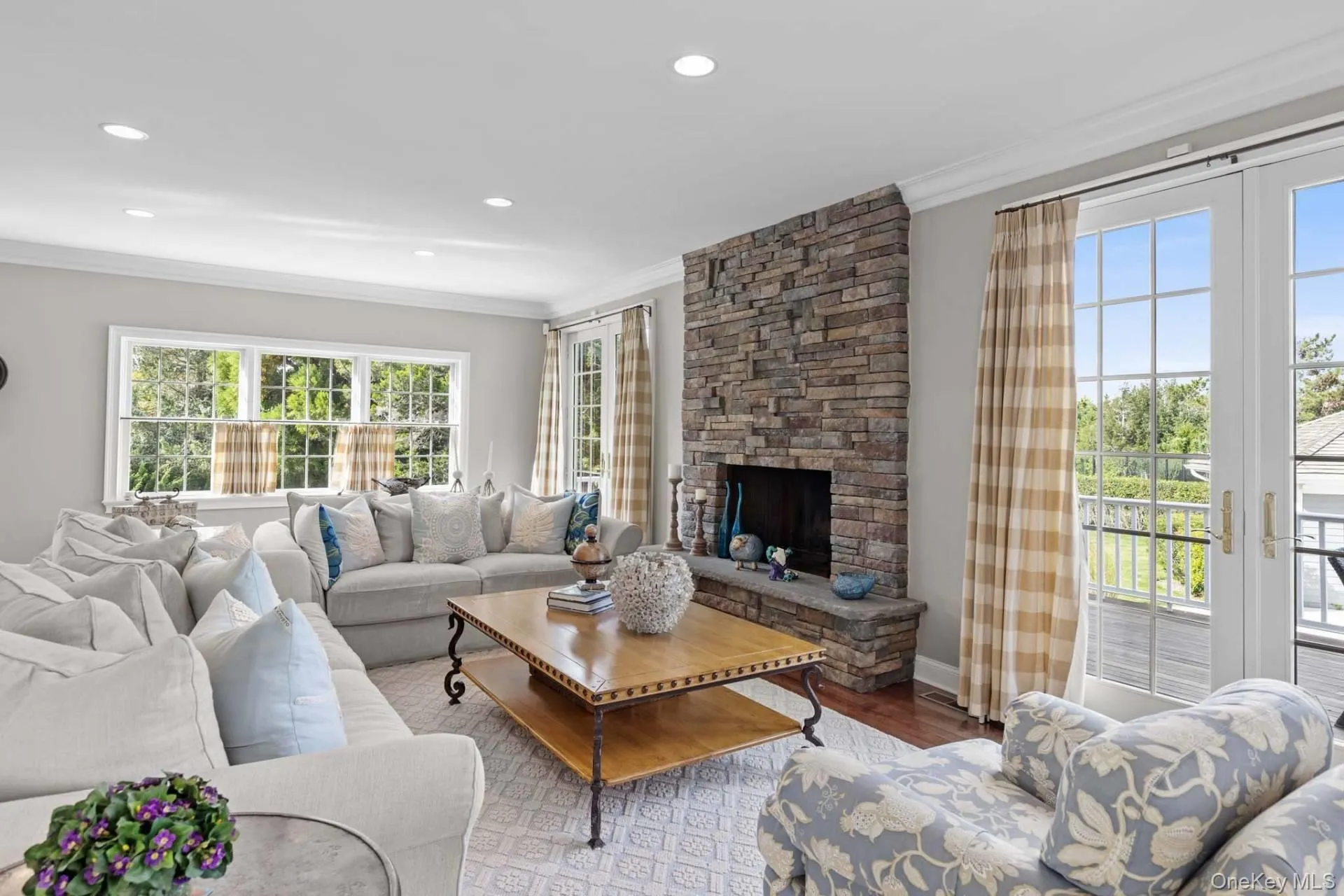 23 Meadow Lane, Southampton, NY, 5 Bedroom Bedrooms, 9 Room Rooms,4 BathroomBathrooms,Residential Lease,For Rent,Meadow,0,1056637 23 Meadow Lane, Southampton, NY, 5 Bedroom Bedrooms, 9 Room Rooms,4 BathroomBathrooms,Residential Lease,For Rent,Meadow,0,1056637