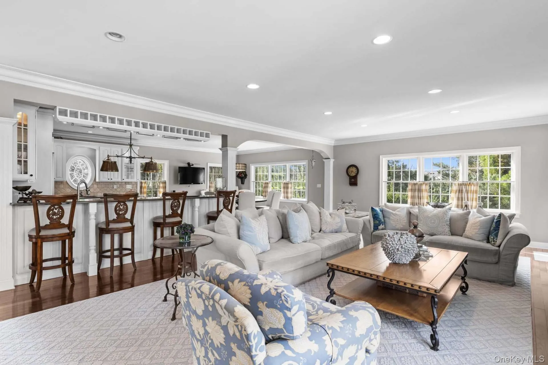 23 Meadow Lane, Southampton, NY, 5 Bedroom Bedrooms, 9 Room Rooms,4 BathroomBathrooms,Residential Lease,For Rent,Meadow,0,1056637 23 Meadow Lane, Southampton, NY, 5 Bedroom Bedrooms, 9 Room Rooms,4 BathroomBathrooms,Residential Lease,For Rent,Meadow,0,1056637