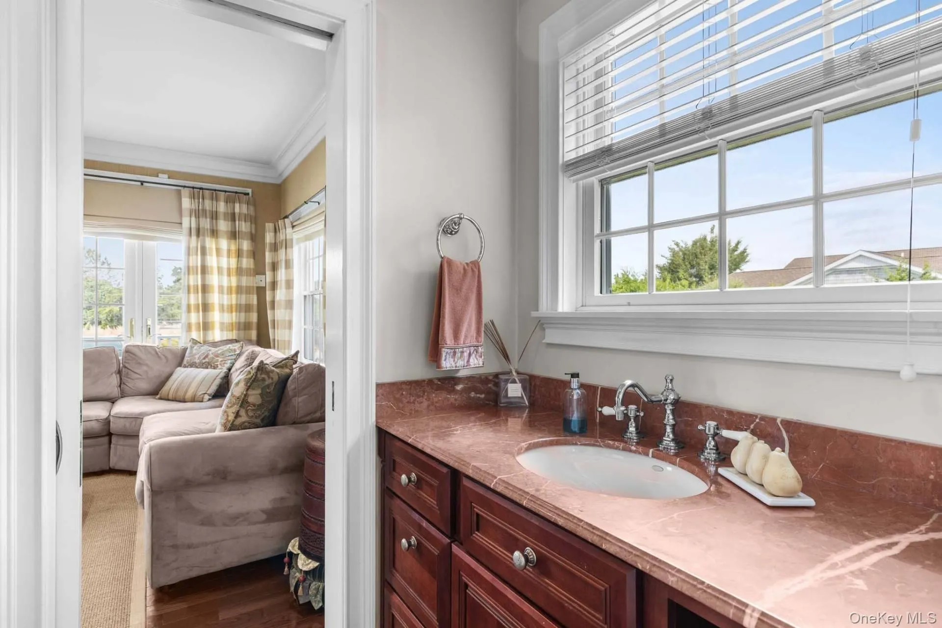 23 Meadow Lane, Southampton, NY, 5 Bedroom Bedrooms, 9 Room Rooms,4 BathroomBathrooms,Residential Lease,For Rent,Meadow,0,1056637 23 Meadow Lane, Southampton, NY, 5 Bedroom Bedrooms, 9 Room Rooms,4 BathroomBathrooms,Residential Lease,For Rent,Meadow,0,1056637