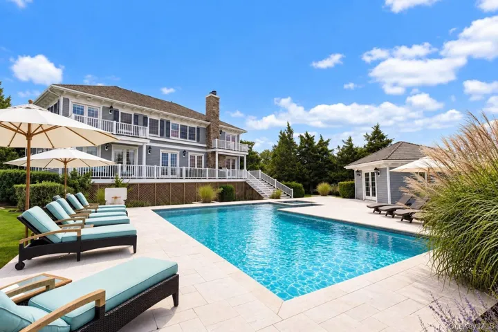 23 Meadow Lane, Southampton, New York 11978