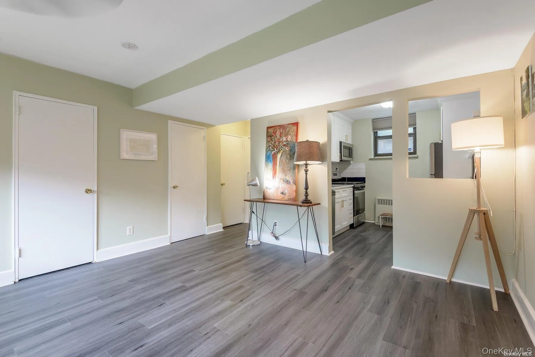 331 Main Street, North Hempstead, NY, 2 Room Rooms,1 BathroomBathrooms,Residential Lease,For Rent,Main,0,1056639 331 Main Street, North Hempstead, NY, 2 Room Rooms,1 BathroomBathrooms,Residential Lease,For Rent,Main,0,1056639