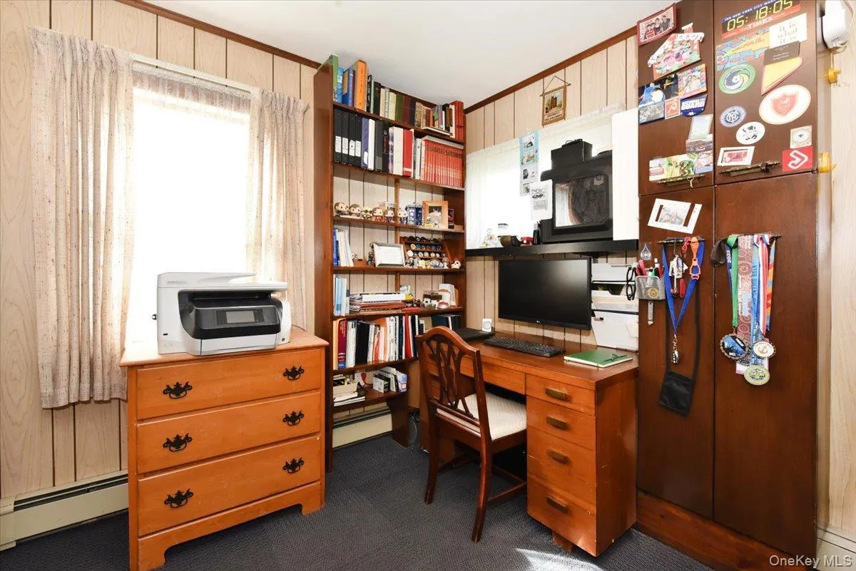 17 Woodpecker Lane, Hempstead, NY, 4 Bedrooms Bedrooms, 10 Rooms Rooms,2 BathroomsBathrooms,Residential,For Rent,Woodpecker,0,1056640 17 Woodpecker Lane, Hempstead, NY, 4 Bedrooms Bedrooms, 10 Rooms Rooms,2 BathroomsBathrooms,Residential,For Rent,Woodpecker,0,1056640
