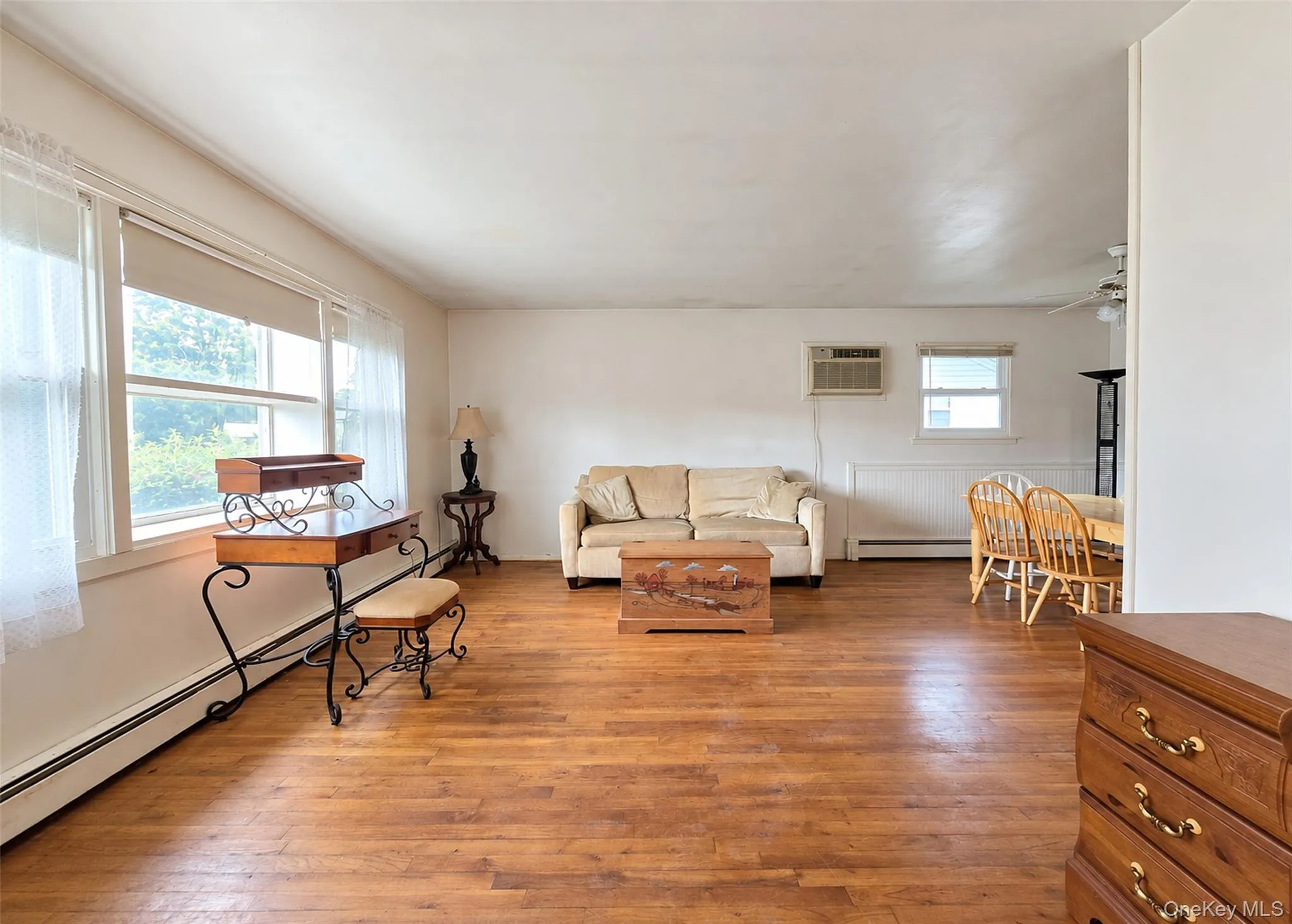 90 Robinwood Drive, Brookhaven, NY, 3 Bedrooms Bedrooms, 5 Rooms Rooms,1 BathroomBathrooms,Residential,For Rent,Robinwood,0,1056646 90 Robinwood Drive, Brookhaven, NY, 3 Bedrooms Bedrooms, 5 Rooms Rooms,1 BathroomBathrooms,Residential,For Rent,Robinwood,0,1056646