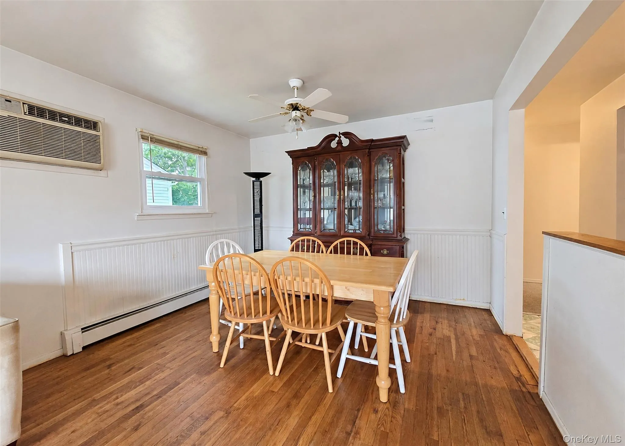 90 Robinwood Drive, Brookhaven, NY, 3 Bedrooms Bedrooms, 5 Rooms Rooms,1 BathroomBathrooms,Residential,For Rent,Robinwood,0,1056646 90 Robinwood Drive, Brookhaven, NY, 3 Bedrooms Bedrooms, 5 Rooms Rooms,1 BathroomBathrooms,Residential,For Rent,Robinwood,0,1056646