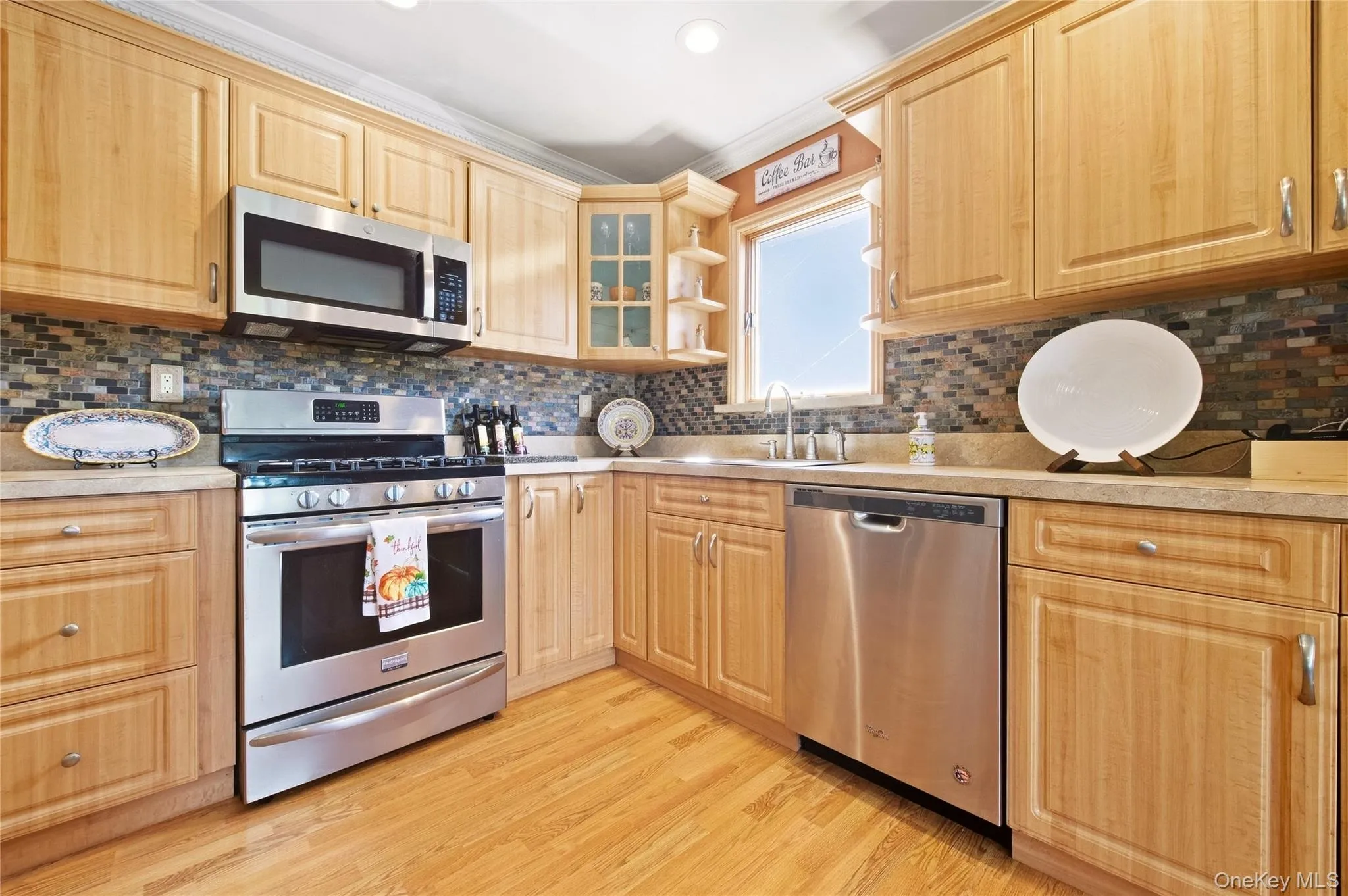 21 Kossuth Street, Babylon, NY, 4 Bedrooms Bedrooms, 9 Rooms Rooms,2 BathroomsBathrooms,Residential,For Rent,Kossuth,0,1056654 21 Kossuth Street, Babylon, NY, 4 Bedrooms Bedrooms, 9 Rooms Rooms,2 BathroomsBathrooms,Residential,For Rent,Kossuth,0,1056654