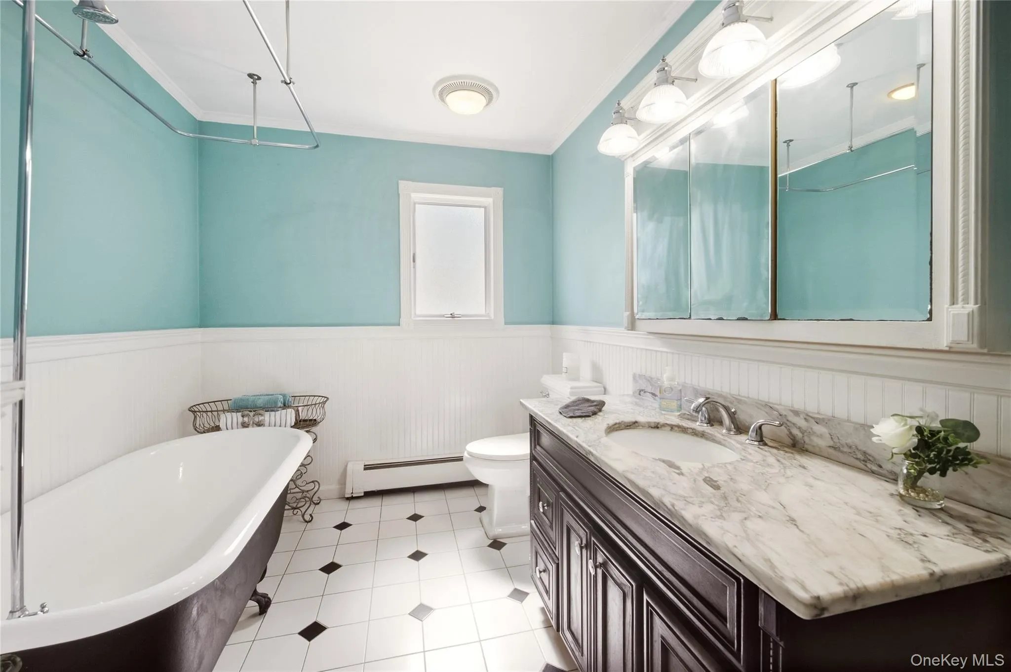 21 Kossuth Street, Babylon, NY, 4 Bedrooms Bedrooms, 9 Rooms Rooms,2 BathroomsBathrooms,Residential,For Rent,Kossuth,0,1056654 21 Kossuth Street, Babylon, NY, 4 Bedrooms Bedrooms, 9 Rooms Rooms,2 BathroomsBathrooms,Residential,For Rent,Kossuth,0,1056654
