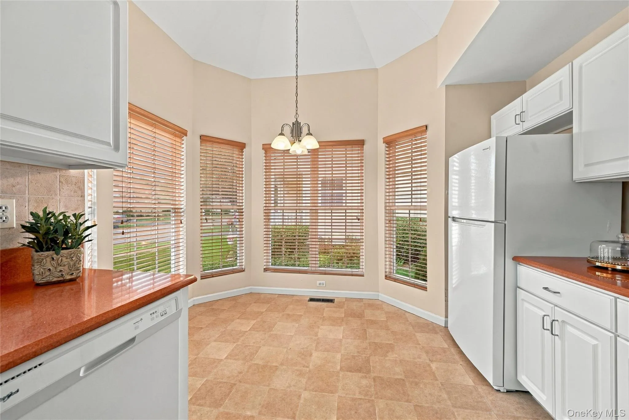 120 Scenic Lake Drive, Riverhead, NY, 2 Bedrooms Bedrooms, 6 Rooms Rooms,2 BathroomsBathrooms,Residential,For Rent,Scenic Lake,0,1056657 120 Scenic Lake Drive, Riverhead, NY, 2 Bedrooms Bedrooms, 6 Rooms Rooms,2 BathroomsBathrooms,Residential,For Rent,Scenic Lake,0,1056657