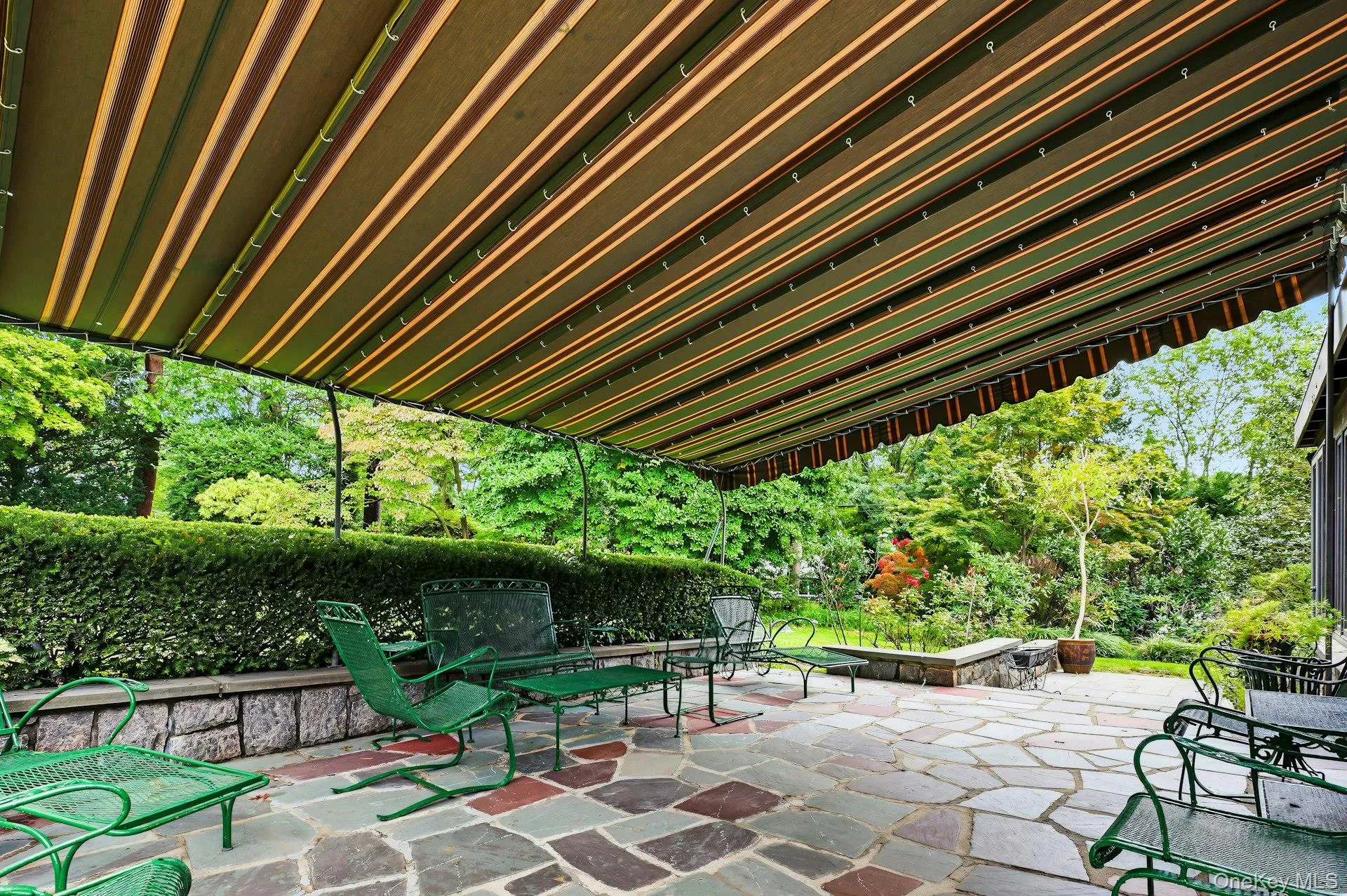 50 Circle Drive, North Hempstead, NY, 5 Bedrooms Bedrooms, 15 Rooms Rooms,3 BathroomsBathrooms,Residential,For Rent,Circle,0,1056671 50 Circle Drive, North Hempstead, NY, 5 Bedrooms Bedrooms, 15 Rooms Rooms,3 BathroomsBathrooms,Residential,For Rent,Circle,0,1056671