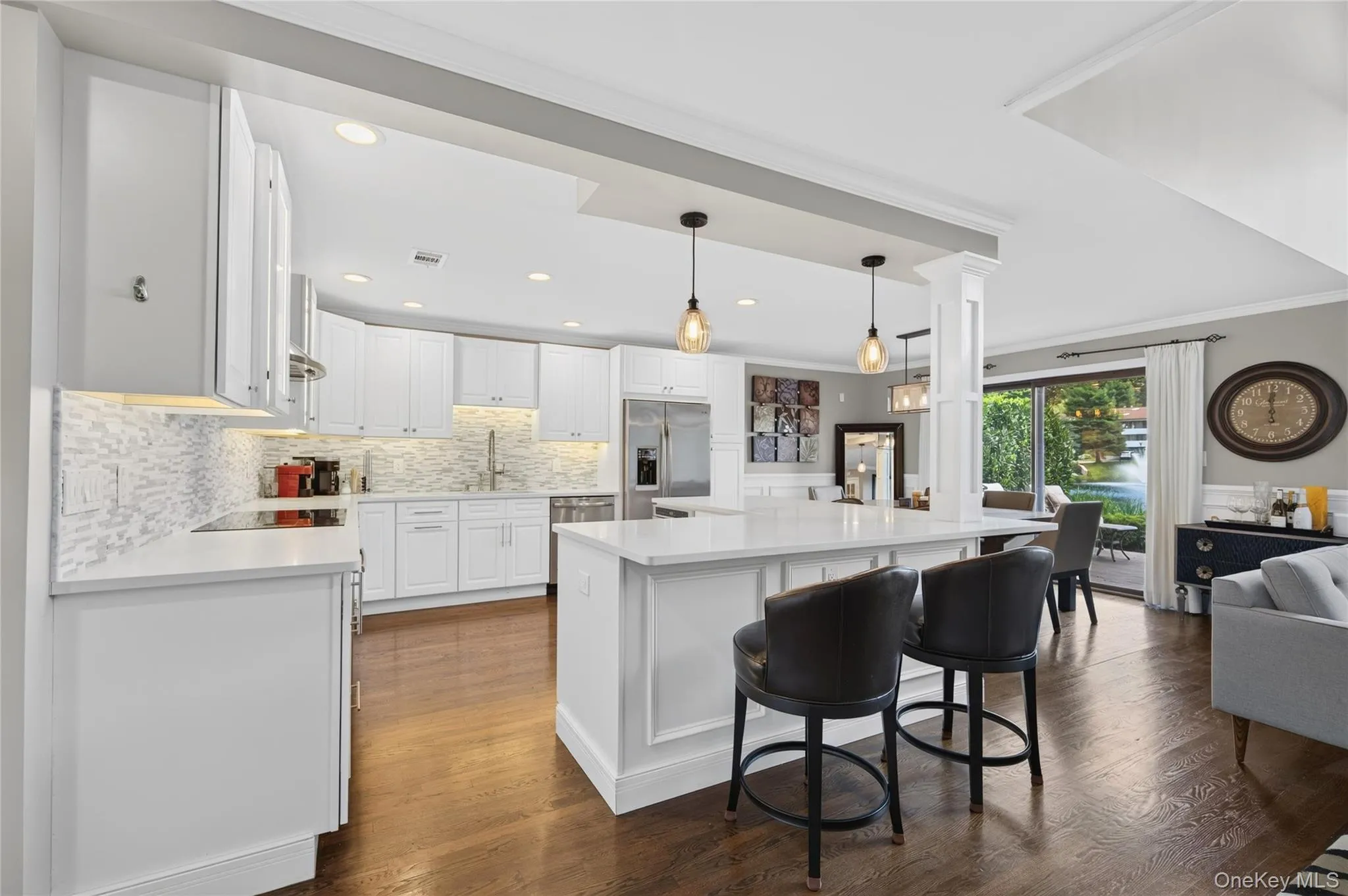 93 Eagle Chase, Oyster Bay, NY, 2 Bedrooms Bedrooms, 7 Rooms Rooms,2 BathroomsBathrooms,Residential,For Rent,Eagle Chase,0,1056673 93 Eagle Chase, Oyster Bay, NY, 2 Bedrooms Bedrooms, 7 Rooms Rooms,2 BathroomsBathrooms,Residential,For Rent,Eagle Chase,0,1056673