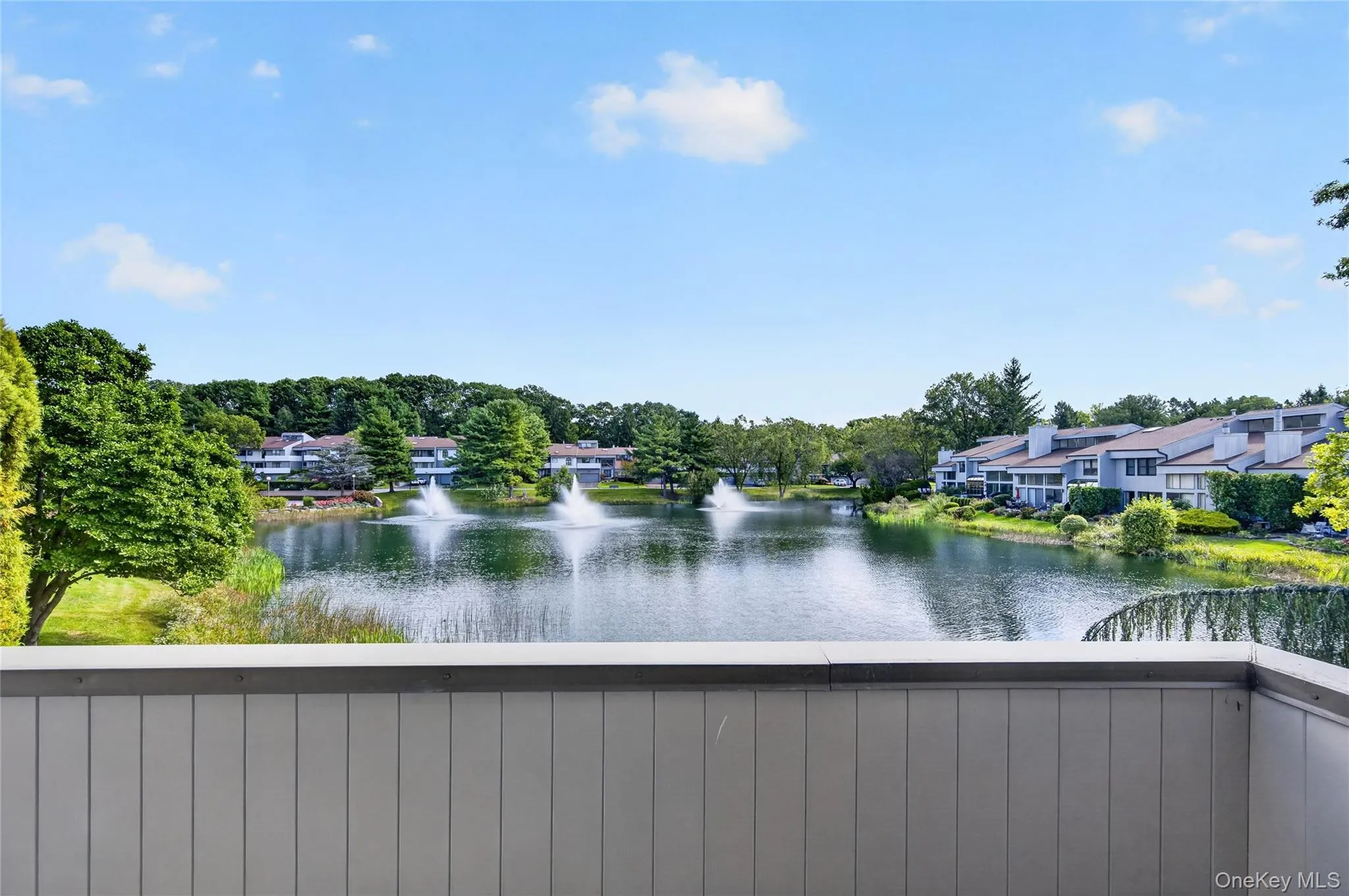 93 Eagle Chase, Oyster Bay, NY, 2 Bedrooms Bedrooms, 7 Rooms Rooms,2 BathroomsBathrooms,Residential,For Rent,Eagle Chase,0,1056673 93 Eagle Chase, Oyster Bay, NY, 2 Bedrooms Bedrooms, 7 Rooms Rooms,2 BathroomsBathrooms,Residential,For Rent,Eagle Chase,0,1056673